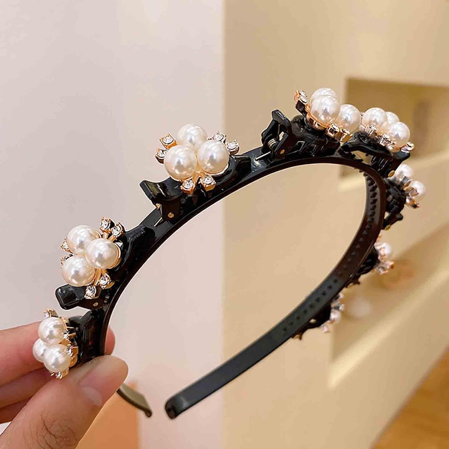 Yheakne Vintage Pearl Headband Hair Bands Rhinestone Pearl Bridal Headband White Faux Pearl Hair Bands Hairpiece Crystal Pearl Wedding Hair Accessories for Women and Girls image number 4