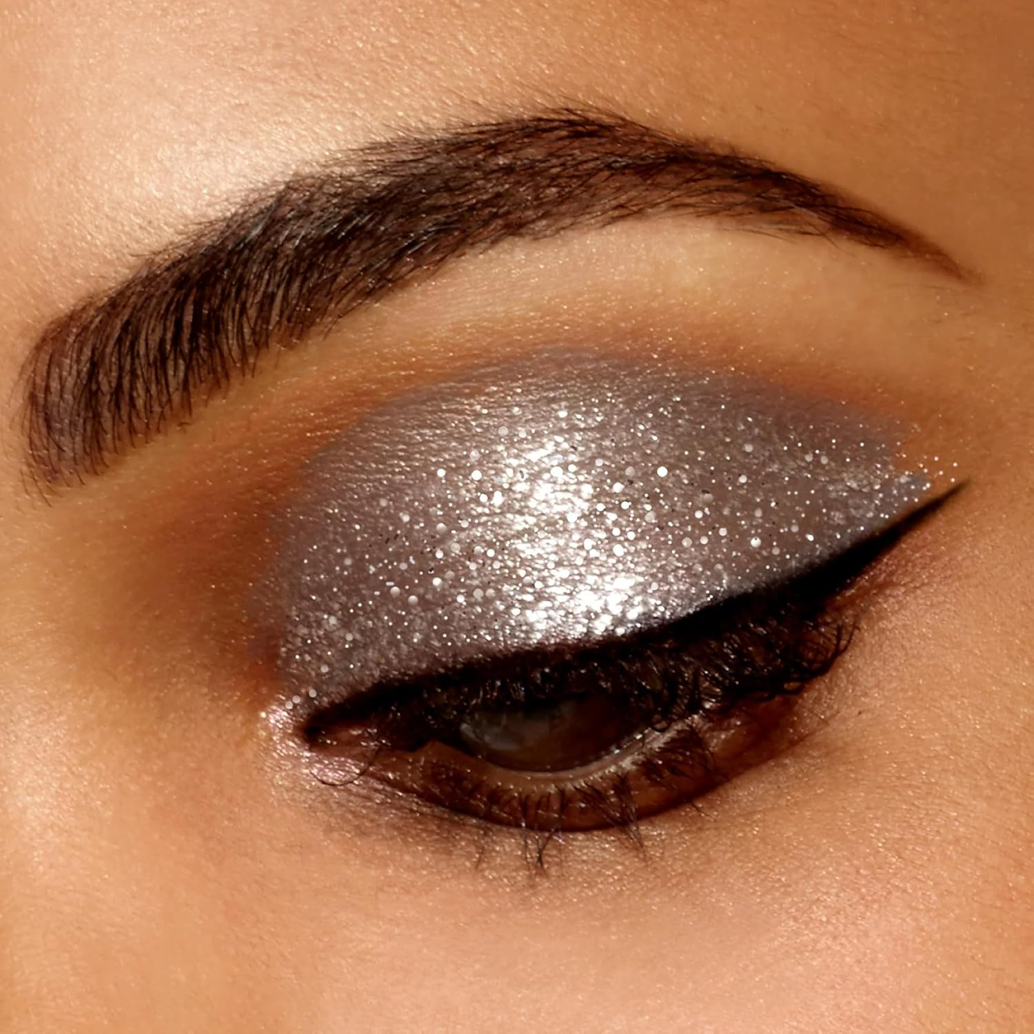 Stila Magnificent Metals Glitter and Glow Liquid Eye Shadow image number 1