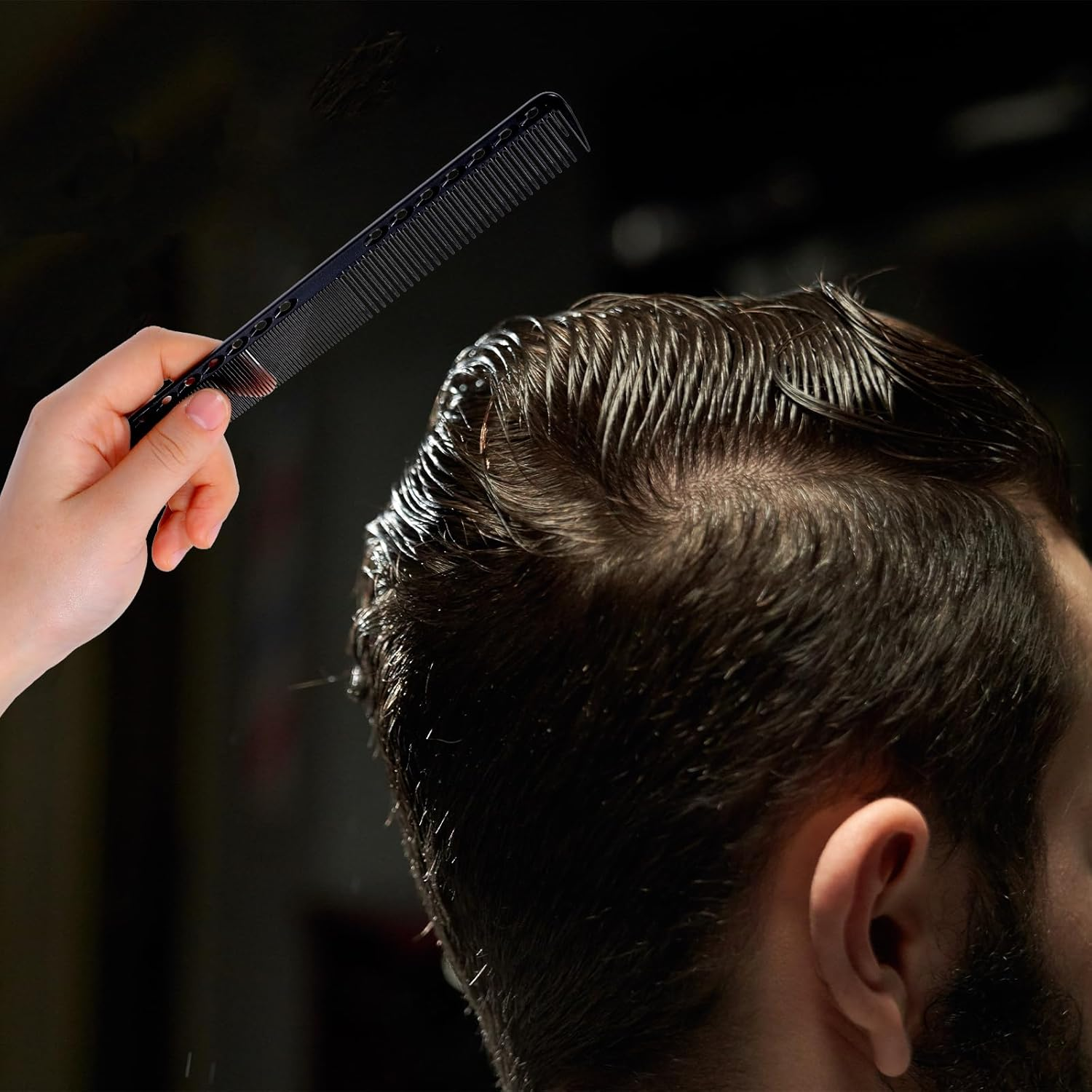 4 Pieces Carbon Comb, Hair Cutting Comb, Antistatic Hairdressing Comb, Shatterproof Professional Hair Comb Styling Comb for Hairdressers, Heat Resistant Hair Comb for Men, Women, Home, Salon, Hair