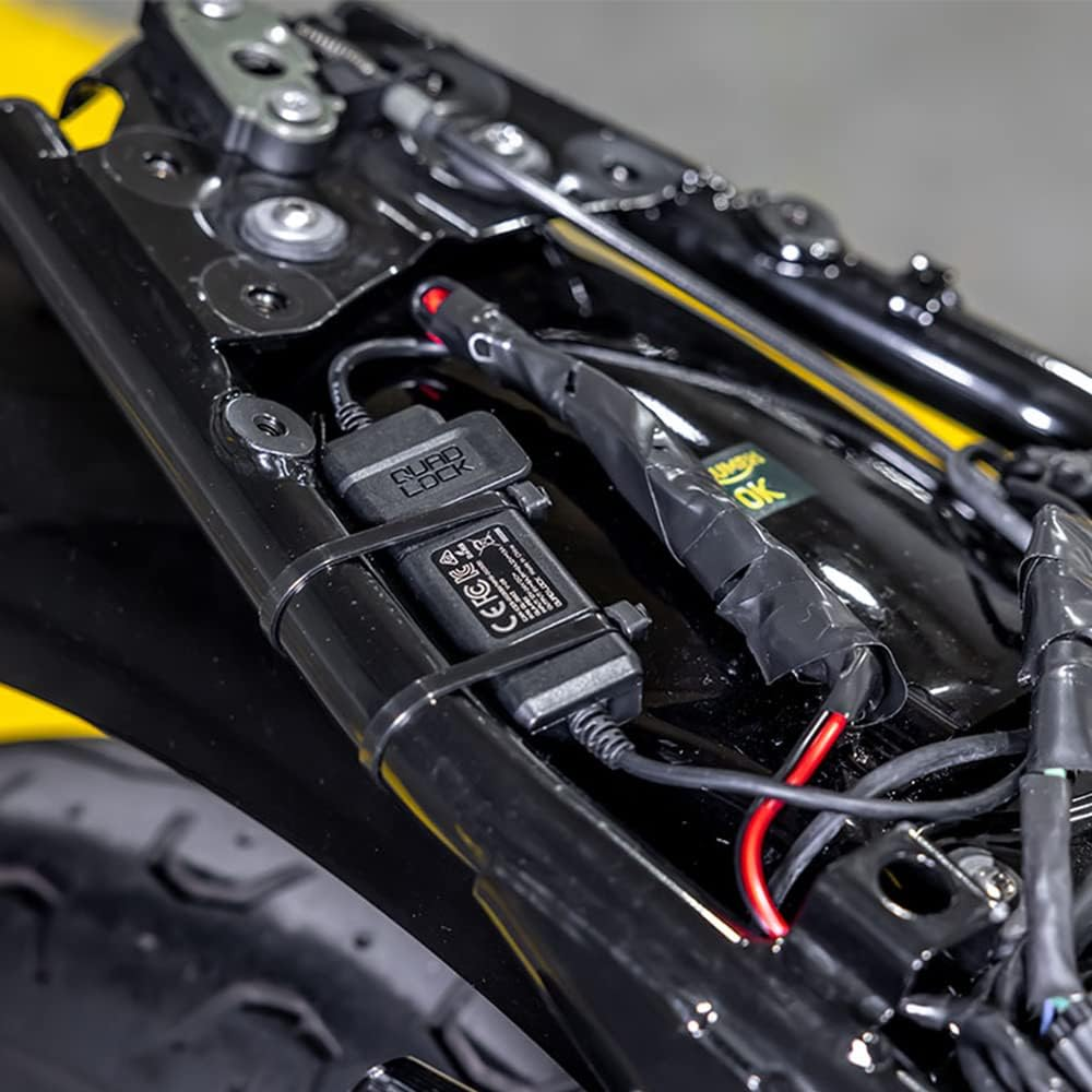 Quad Lock Waterproof 12V to USB Smart Adaptor for Motorcycles, Boats, Caravans image number 5