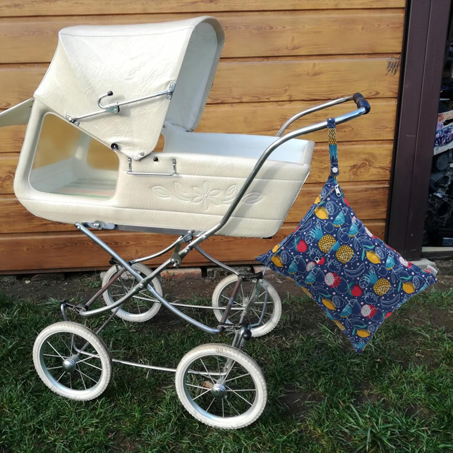 ALVABABY 3Pcs Cloth Diaper Wet Dry Bags Waterproof Reusable with Two Zippered Pockets Travel Beach Pool Daycare Soiled Baby Items Yoga Gym Bag for Swimsuits or Wet Clothes 3L-ZM20A image number 3