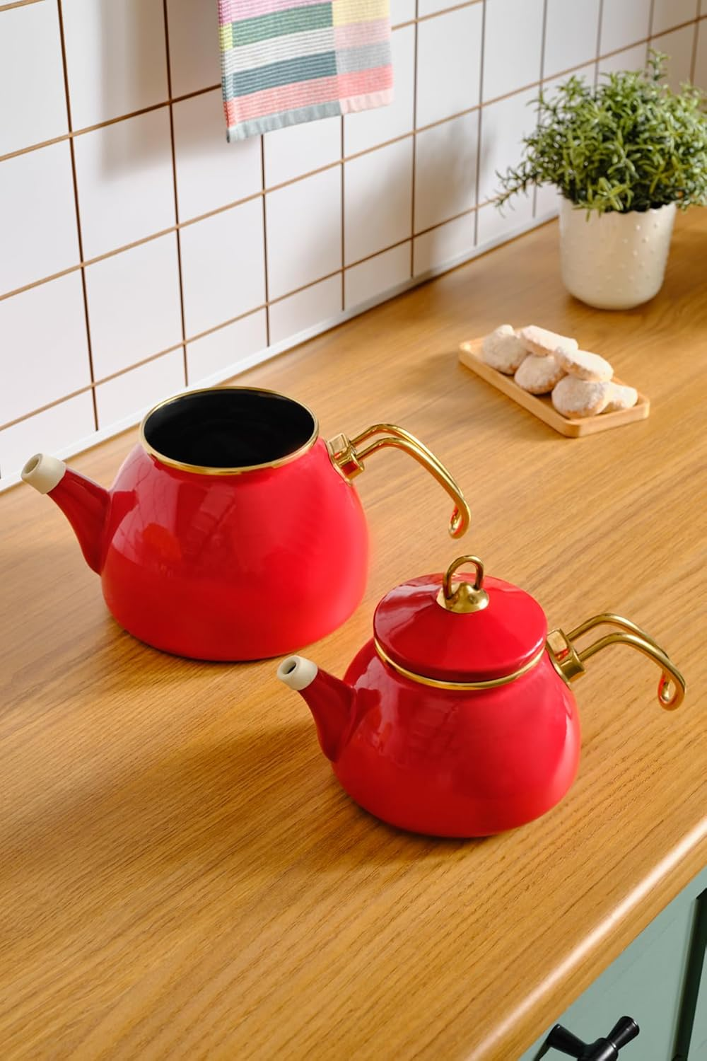 Karaca Retro Enamel Teapot Set, Red, Suitable for Induction, Tea Maker, Kettle, Tea Infusion 1.1 L, Water Jug 2.3 L, Turkish Tea Kettle, Tea Maker, Caydanlik image number 5