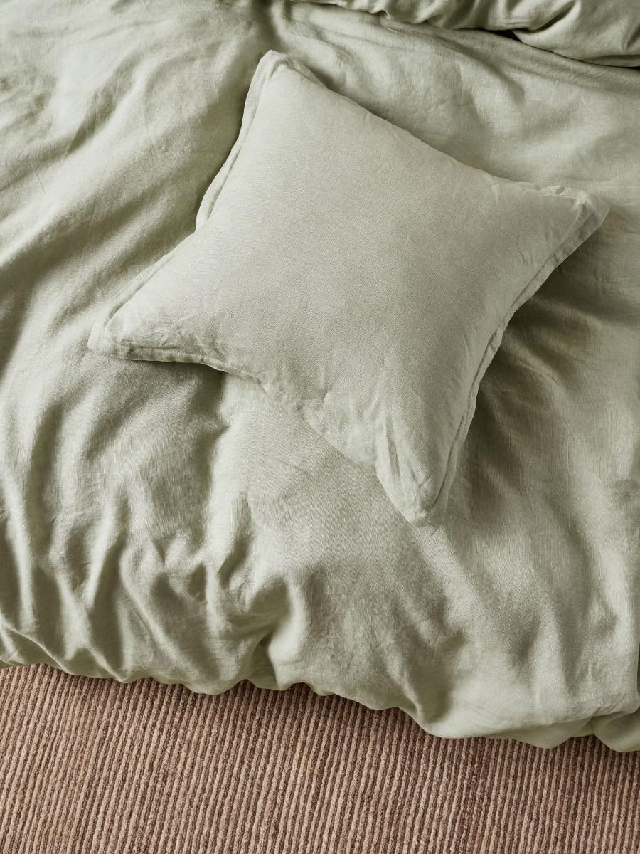 Linen House Nimes Quilt Cover Set, Wasabi, Queen Bed - Pecan image number 3