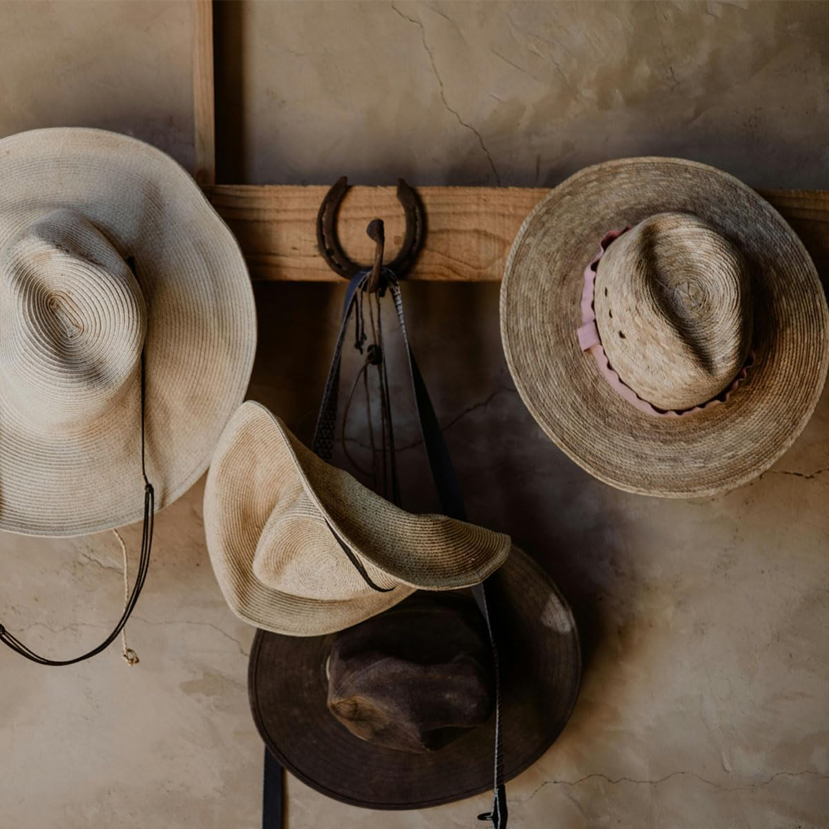 GAQWOK Hat Strap 2PCS, Adjustable with Clips, Very Suitable for Outdoor Activities, Anti-Lost and Anti-Wind (Black), Black image number 2