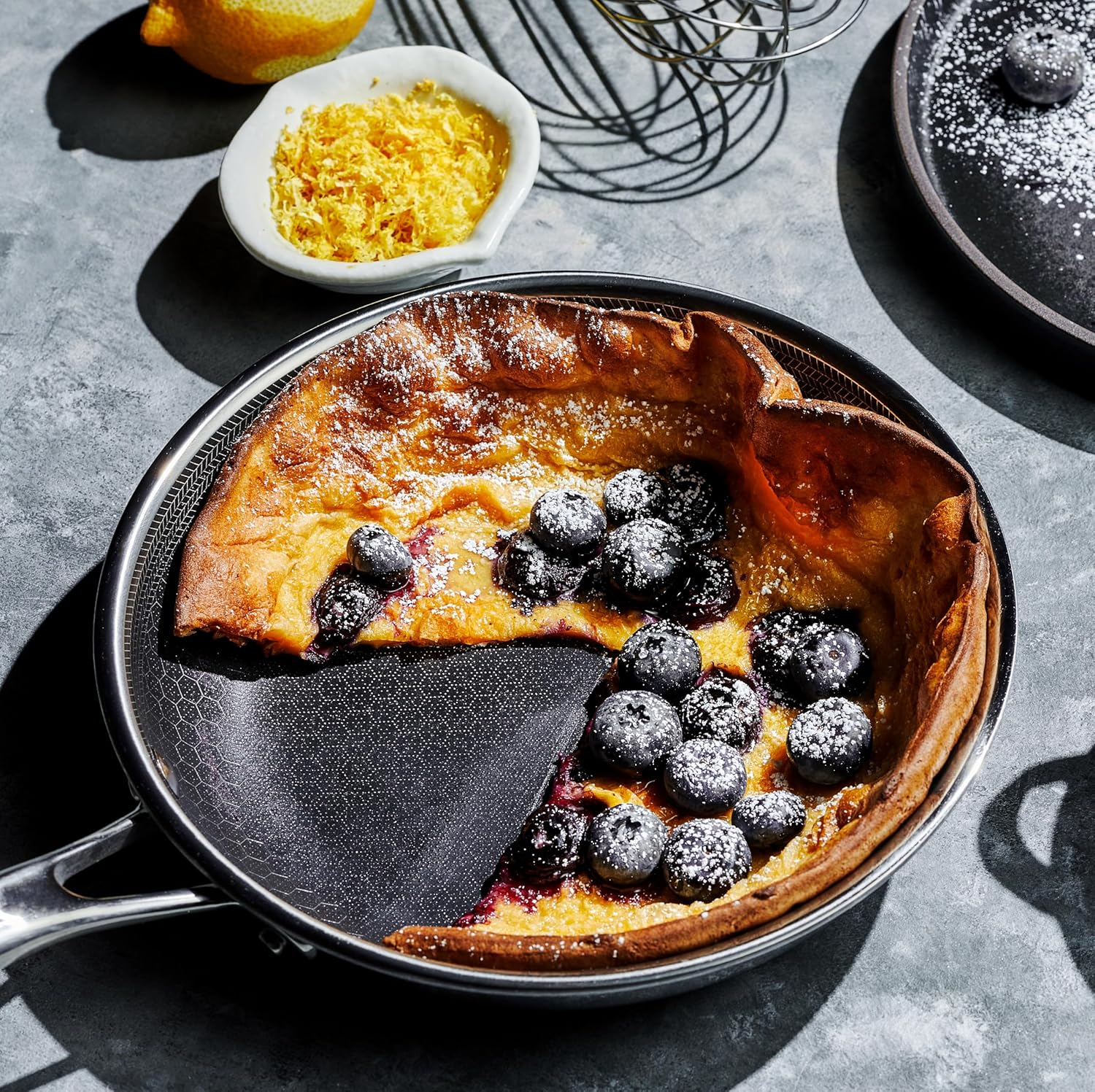 Hexclad Hybrid Nonstick 20 Cm Frying Pan with Tempered Glass Lid, Stay-Cool Handle, Dishwasher-Friendly, Oven-Safe up to 480&deg;C, Induction Ready, Compatible with All Cooktops image number 3