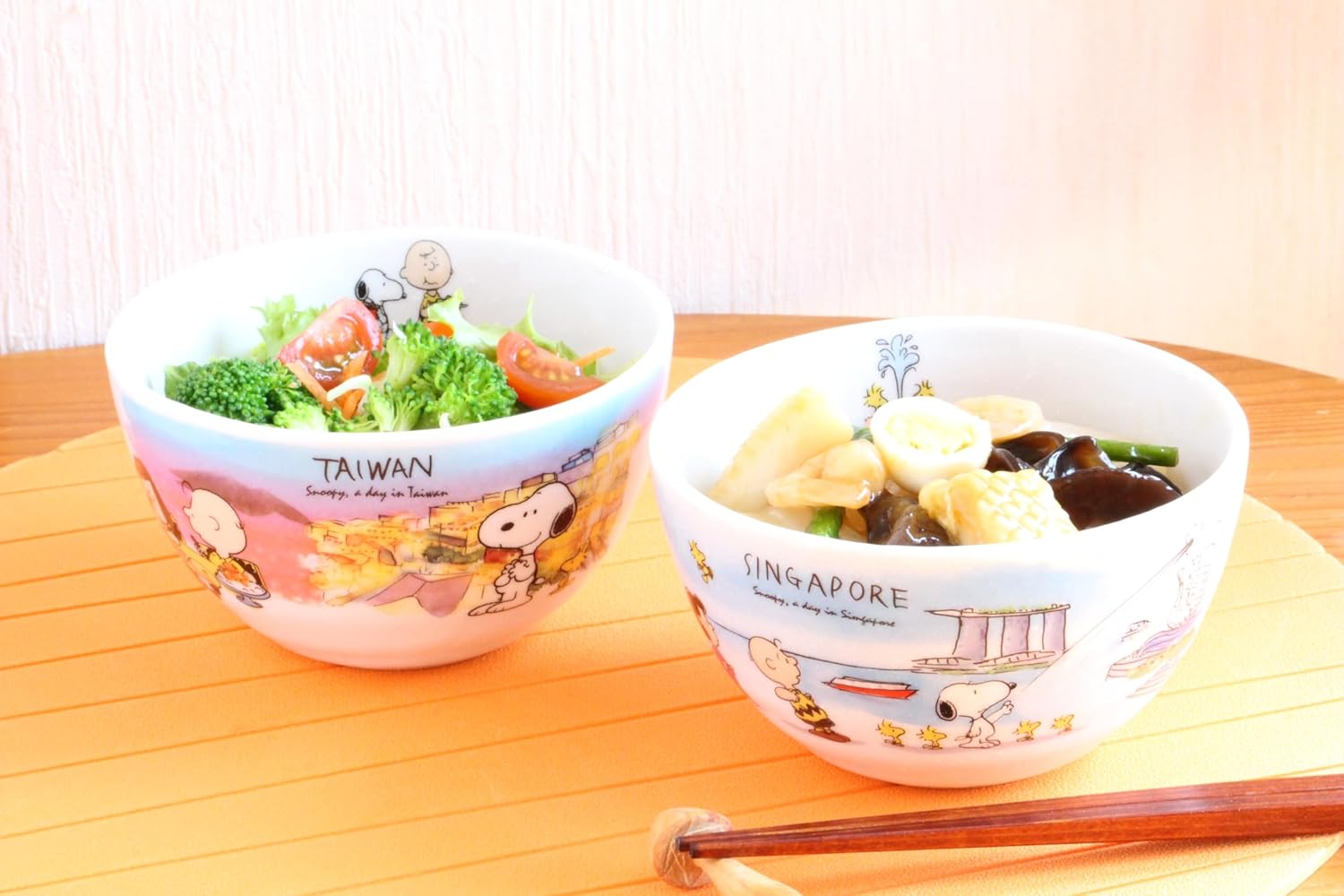 Peanuts 886348 Snoopy World Travel New York Small Bowl, Salad Bowl, Plate, Diameter Approx. 5.1 X Height Approx. 2.8 Inches (13 X 7 Cm), Microwave and Dishwasher Safe, Made in Japan image number 1