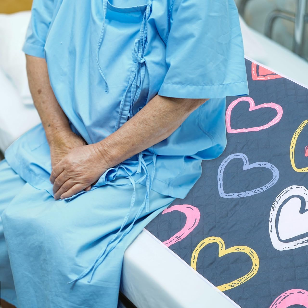 Healeved Large Reusable Bed Pad Thickened Protector for Boy Girl Adults Elderly Washable Comfortable Barrier against Bed Wetting image number 6