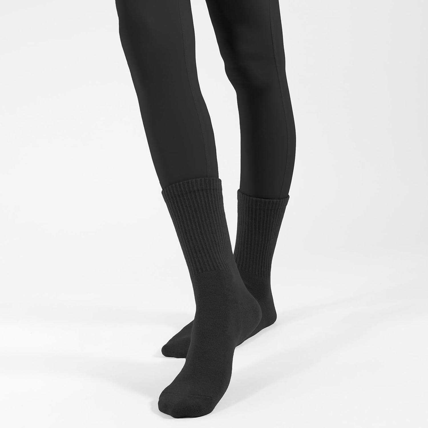 3-6 Pairs Crew Socks Women,Casual Athletic Aesthetic Socks Combed Cotton Socks for Women Granola Girls Clothes - White*3+Black*3 image number 7