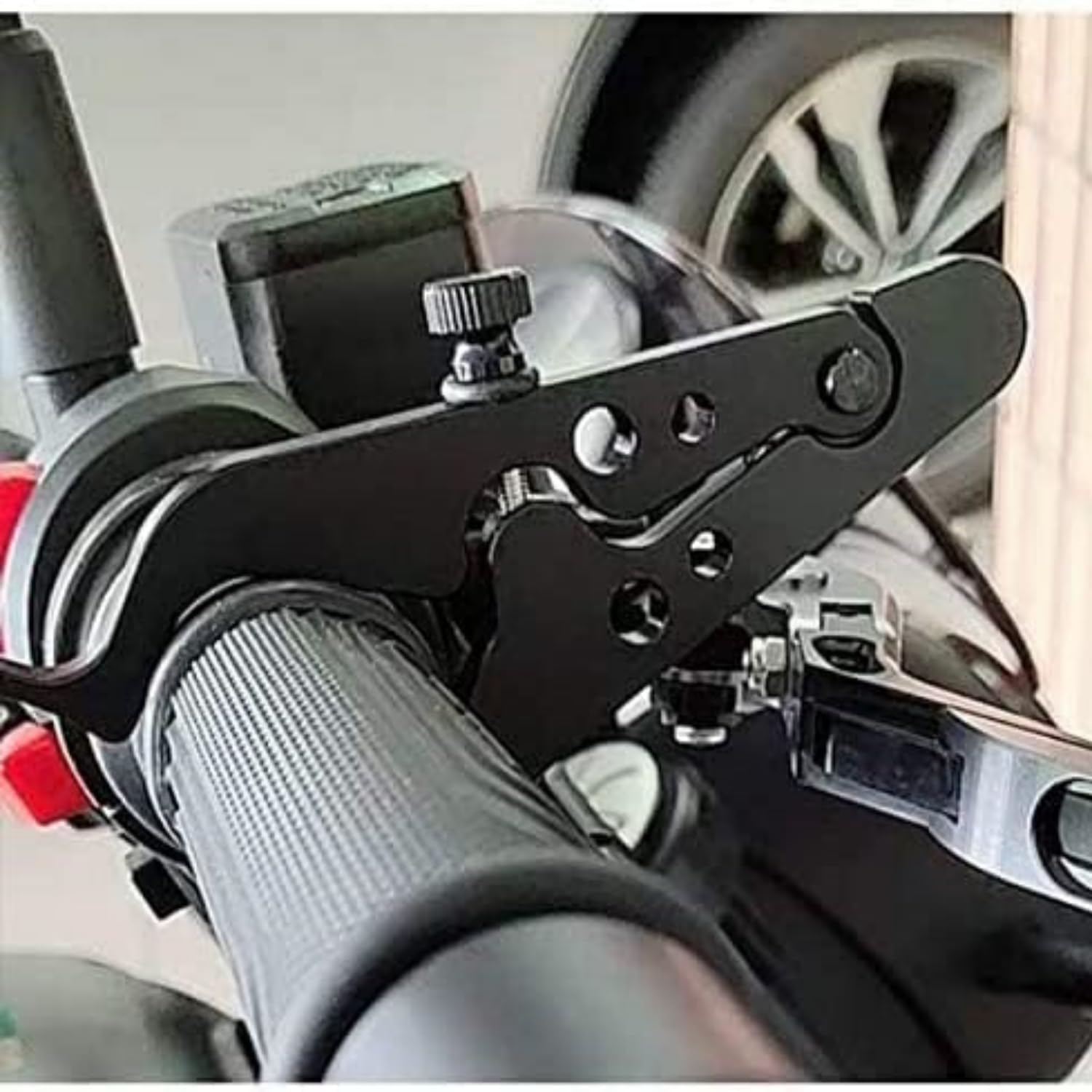 Motorcycle Cruise Control, 1 Sets Motorcycle Throttle Lock, Universal Throttle Assist Wrist/Hand Grip Lock Clamp with Silicone Ring Protect Fits Most Bike Motorcycle (Black, 1) image number 2