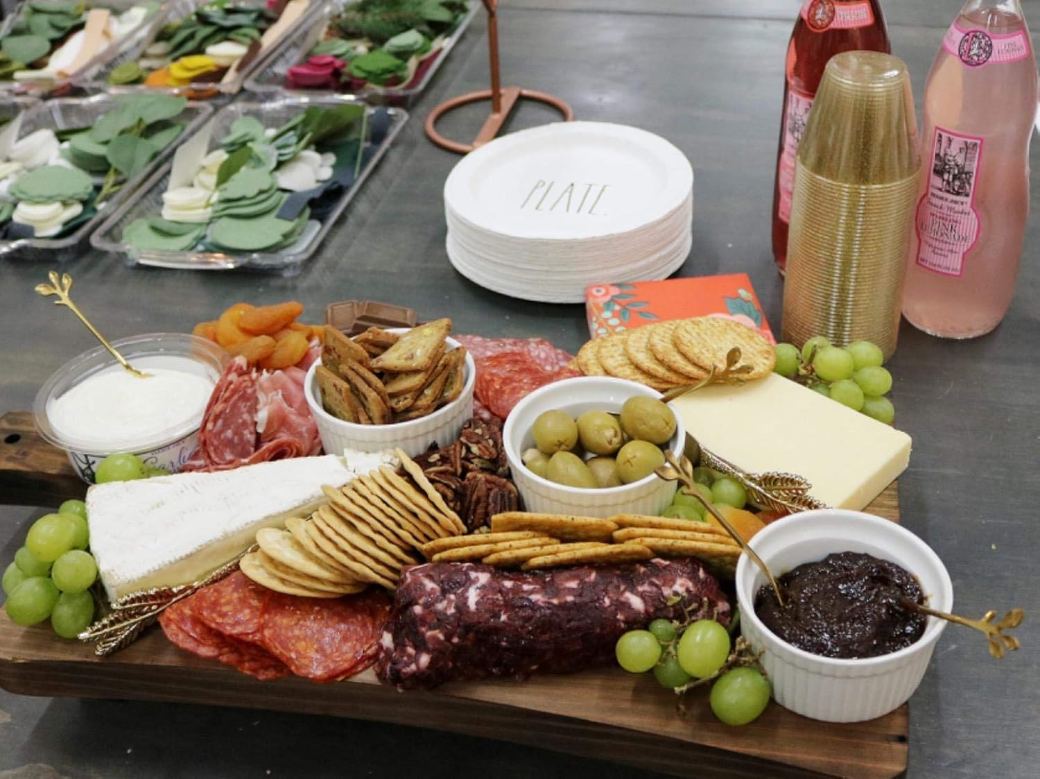 Gold Stainless Steel Dessert Fruit Forks Set of 8, Tableware Flatware Party Supplies, 4.7 Inch Specialty Demitasse Stirring Spoons Mini Salad Appetizing Cake Fork image number 4