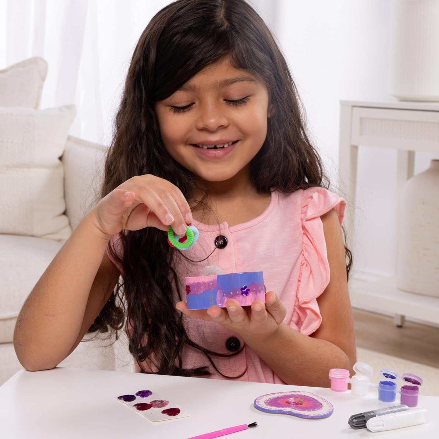 Melissa & Doug Created by Me! Wooden Heart Box Craft Kit for Kids Age 4+ &ndash; Paint & Decorate Keepsake Box image number 4