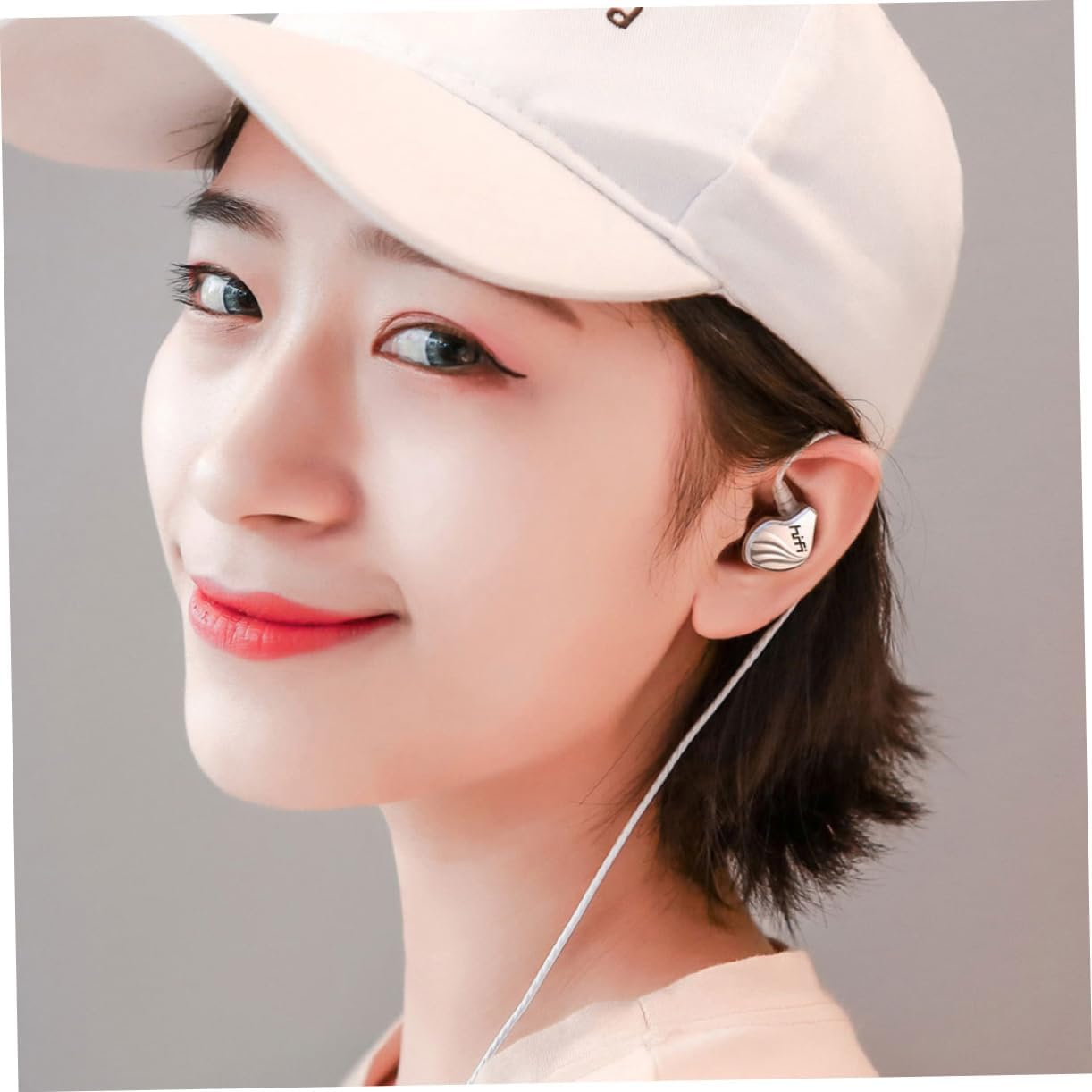 NUOBESTY Wired Bass Earphones with 3.5Mm Plug for Mobile Phones and Tablets, In-Ear Universal Headphones with Deep Bass, Gunmetal Color Suitable for Music and Calls image number 2