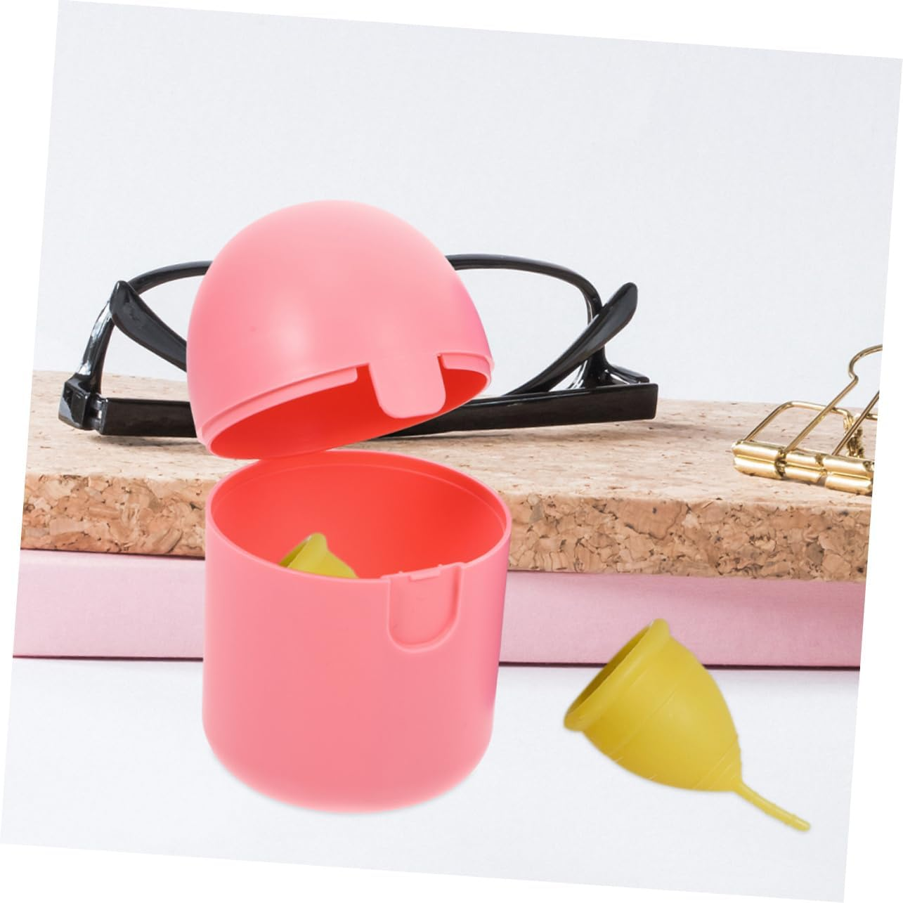 Outanaya 2Pcs Period Box Portable Storage Organizer for Women Microwave-Friendly Holder for Cups Travel Accessory in Pink image number 2