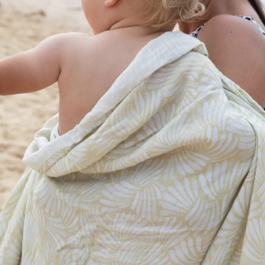 Anchor & Arrow Sandy Shell Baby Cot Sheet image number 2