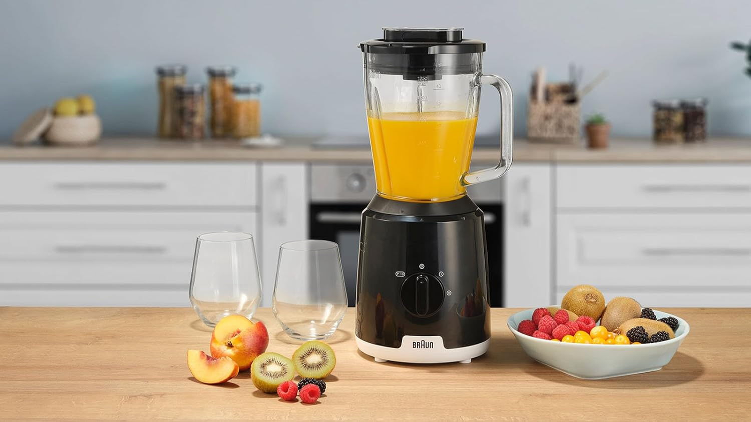 Braun Household Powerblend 1 Jug Blender JB1050BK, Triaction Technology, Food Blender, Drink Blender, 600W, 2 Speeds, Compact Design, Black - White image number 4