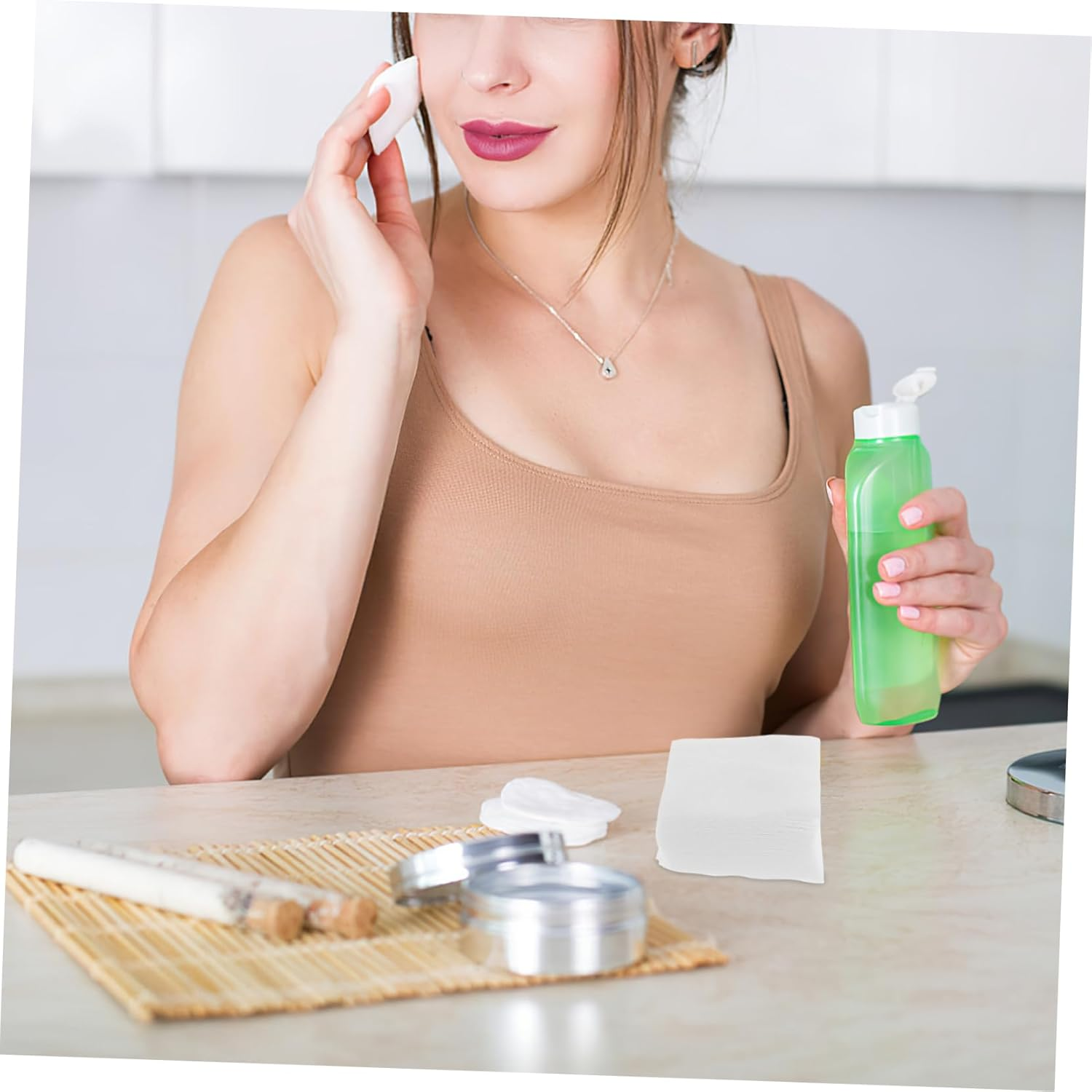 1200Pcs Cleansing Pads for Face Makeup Remover Wipe Pads Soft Non-Woven Cosmetic Cleaning for Skin Types for Makeup Removal and Wet Compress image number 1