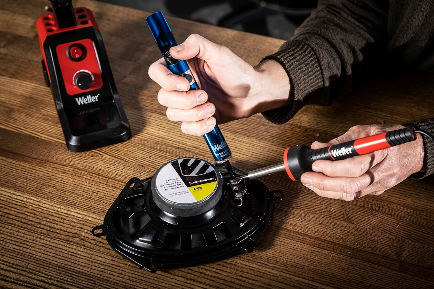 Weller Manual Esd-Safe Desoldering Pump with Aluminum Body image number 6