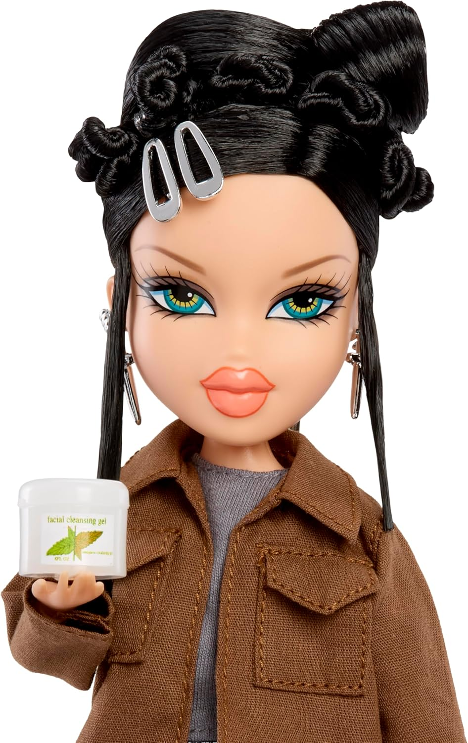 Bratz X Mean Girls Spring Fling Doll Janis &ndash; Collectable Fashion Doll with 2 Outfits, Purple Tuxedo, and Movie-Inspired Accessories image number 6