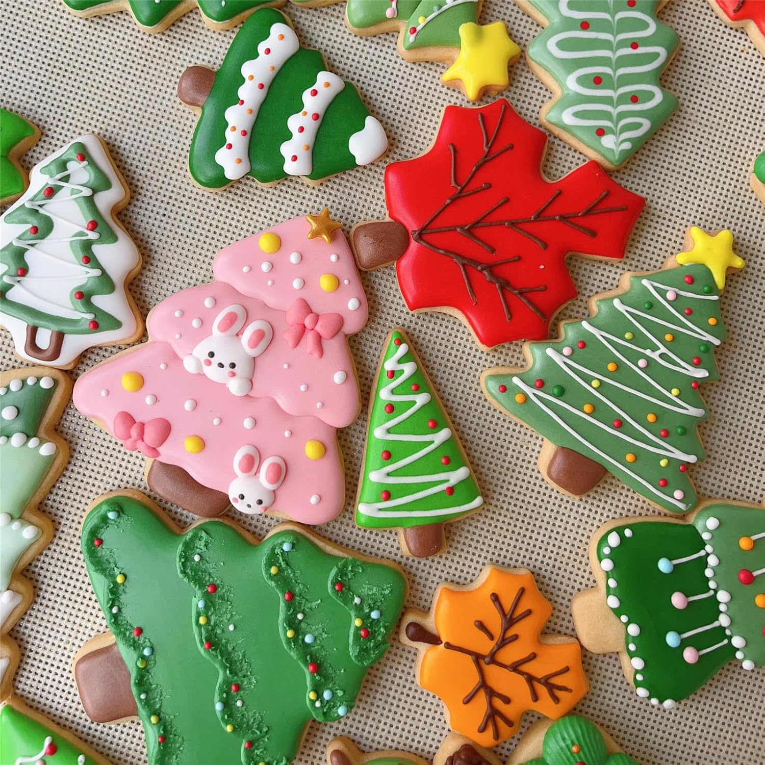 Tree Shaped Cookie Cutters Set of 2 Pcs, Stainless Steel Christmas Tree Fondant Cutter Molds Baking DIY, 4 Inches/2.5 Inches (Tree Shape E)