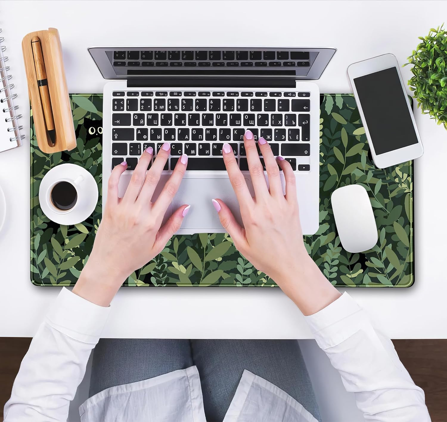 DCJJM Cute Anime Cats Desk Mat Green Leaves Kawaii Mousepad XXL Extended Large Gaming Mouse Pad Cat, Aesthetic Laptop Keyboard for Women Office Gamer Girl D&eacute;cor, 31.5X15.75X0.12 in (DMXC08) image number 2