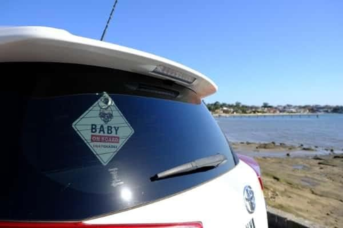 Genuine SNAPSHADES Baby on Board Sign image number 2