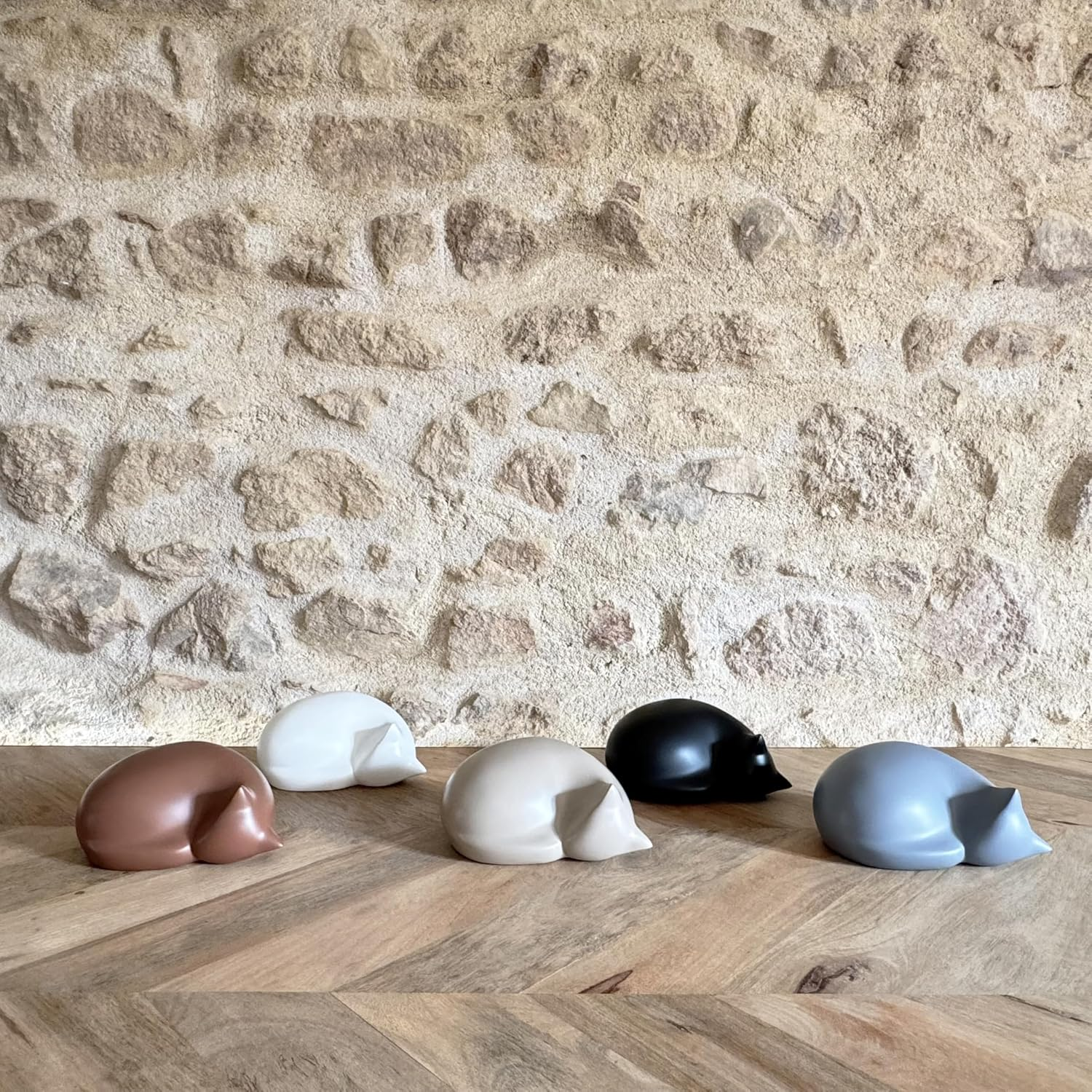 Comemori Pet Cat Urn (White) image number 2