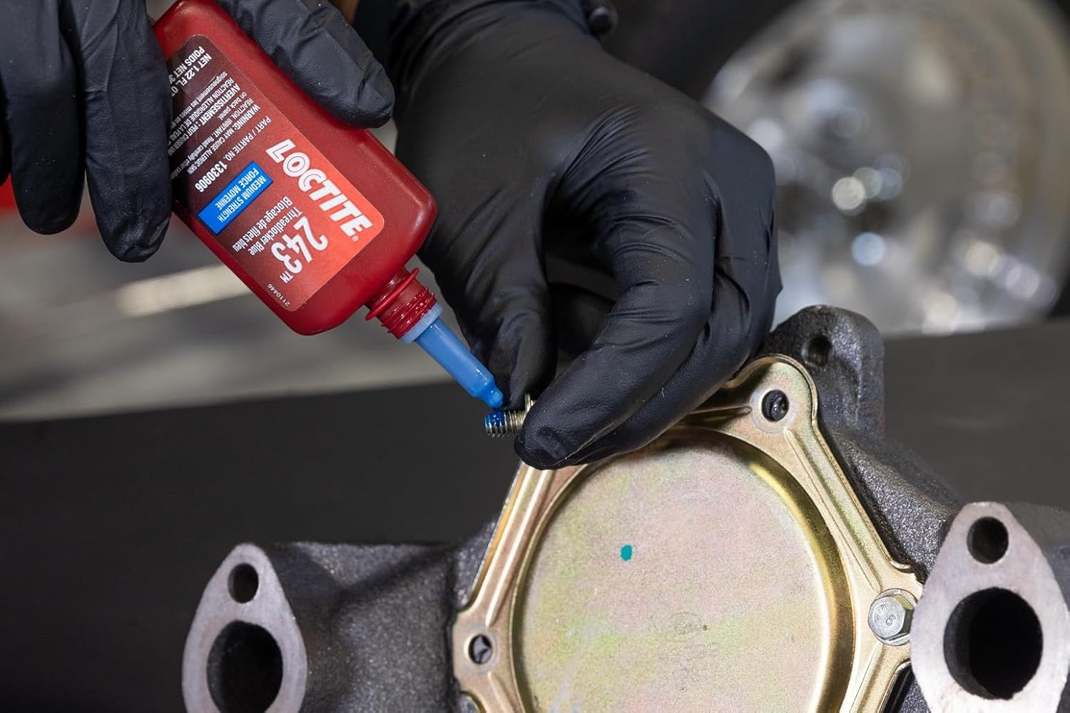 Loctite 1330906 243 Medium Strength Surface Insensitive Threadlocker, 36-Milliliter Tube