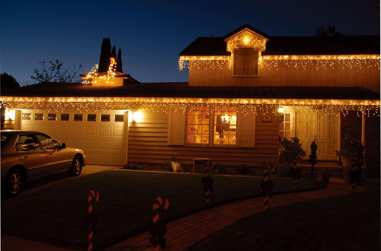 360 LED(10.8M)/480 LED(14.5M) Solar Icicle Christmas Lights with 8 Functions (Warm White, 14.5) - Blue image number 5