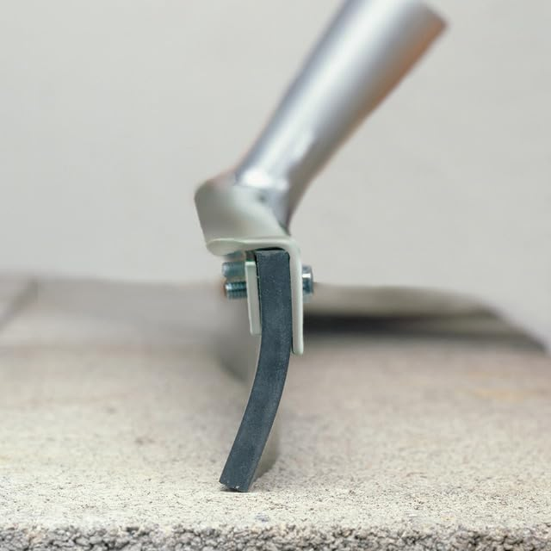 Unger Professional Aquadozer Smooth Surface Curved Floor Squeegee, 24" image number 1