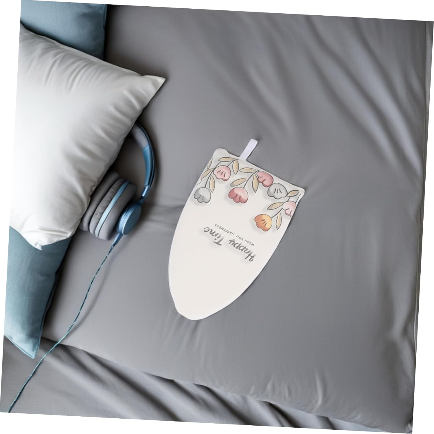 Heat Resistant Ironing Pad Mitt with Thick Sponge Padding Breathable Steam Glove for Home and Travel Portable Scald Steaming Mitt with Hanging Loop Lightweight Ironing Accessory image number 2