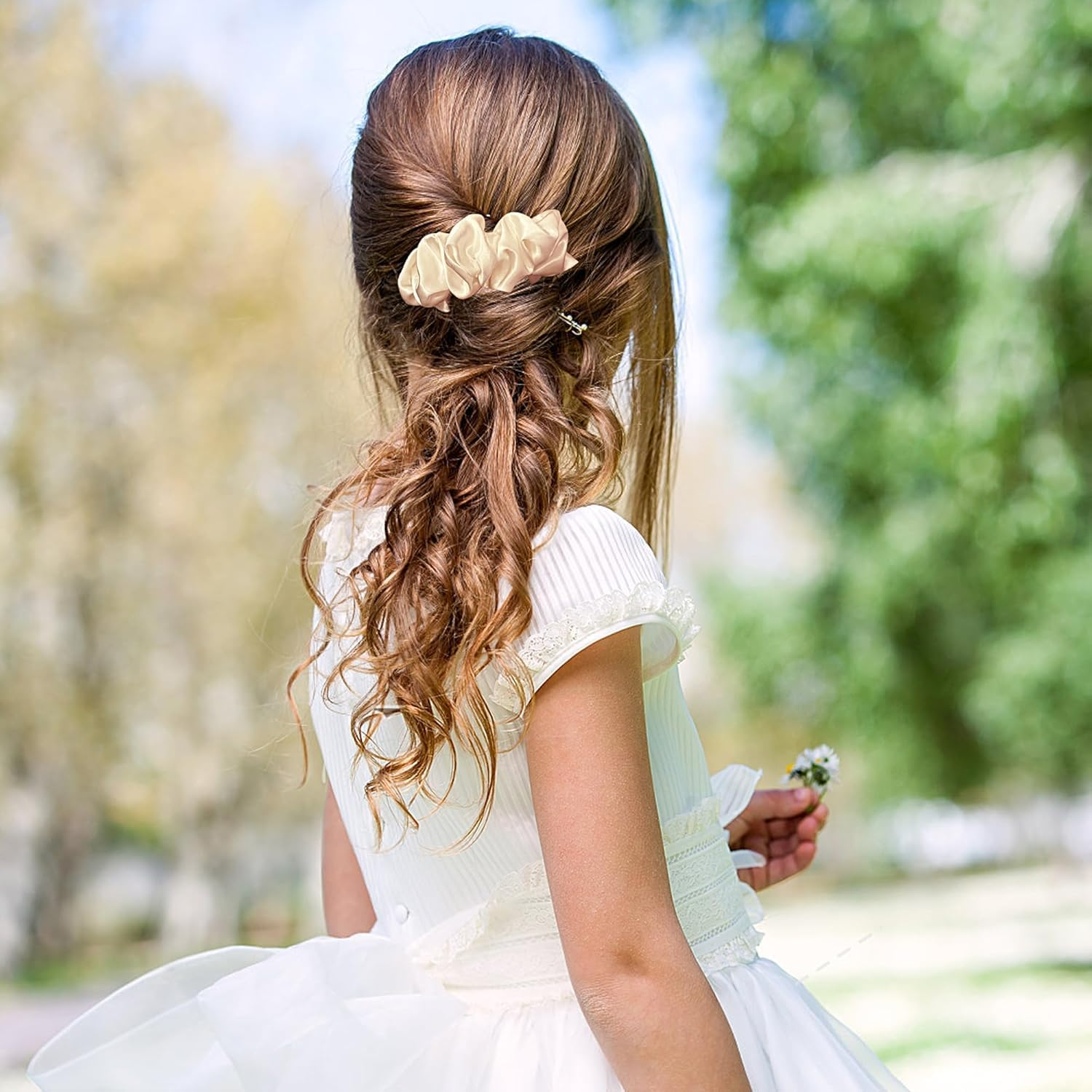 TRIXES 10PK Team Bride Satin Scrunchies - Hen Do Party Accessories - Bride to Be Party Favours