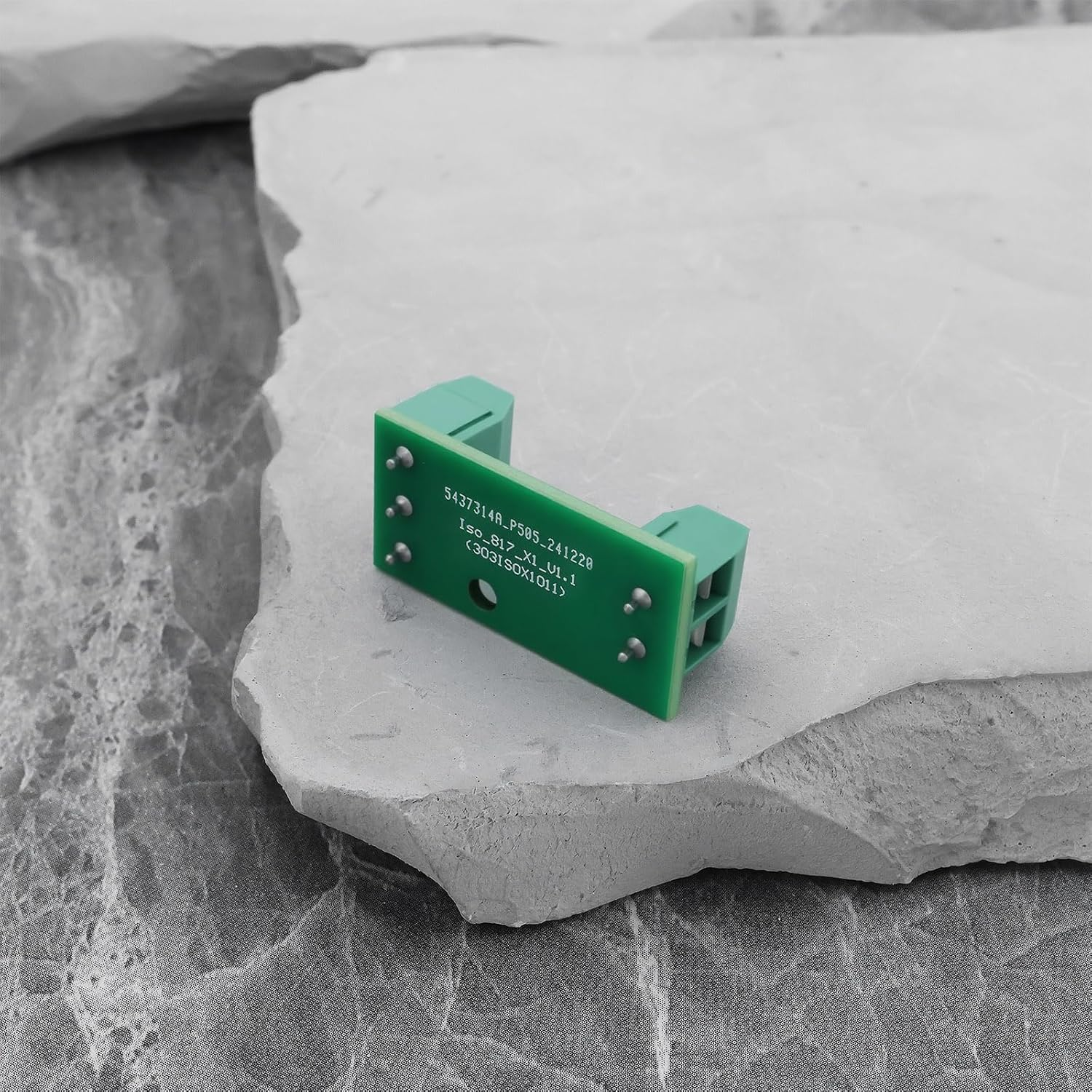 SING F LTD 4X 1-Channel PC817 Optocoupler Isolation Module (12V) Suitable for Photoelectric Isolator Signal Ssolation and Anti-Interference image number 3