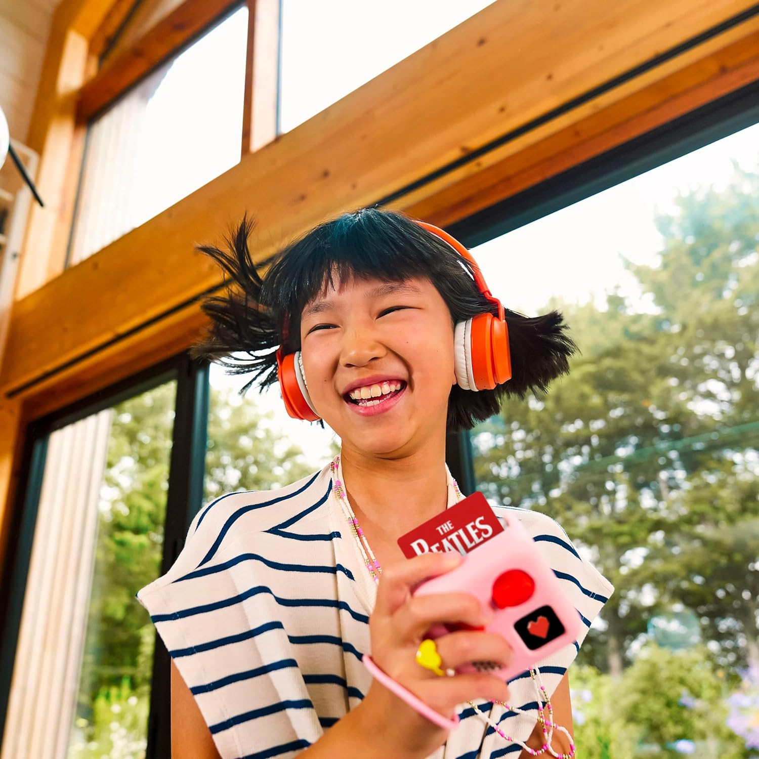 Yoto BBC Earth Collection &ndash; Kids Audio Card for Use with Player & Mini All-In-1 Audio Player, Educational Screen-Free Listening with Fun Stories for Learning, Ages 7+