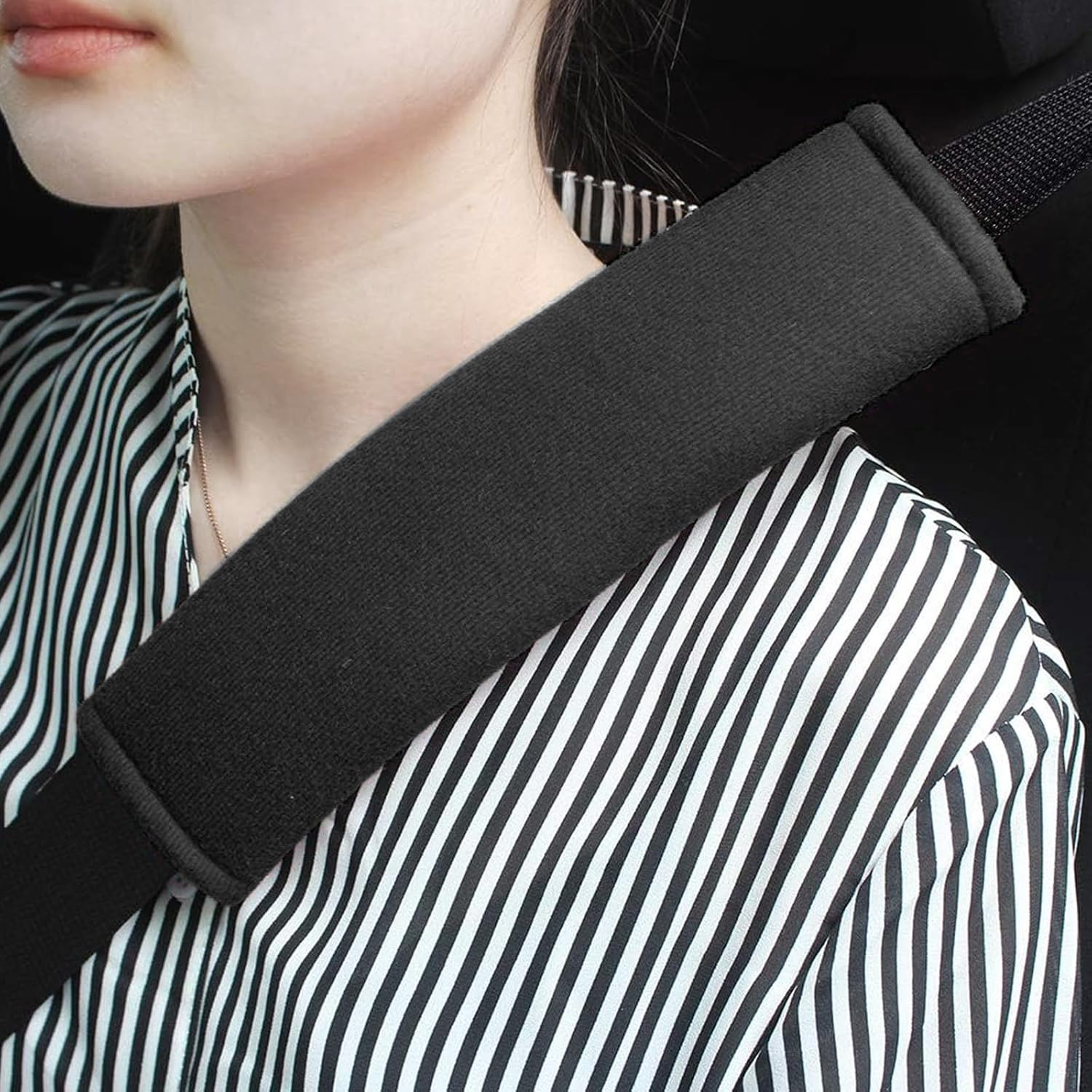 GAMPRO Car Seat Belt Pad Cover 2-Pack Soft Car Safety Seat Belt Strap Shoulder Pad for Adults and Children Suitable for Car Seat Belt Backpack Shoulder Bag(Black) image number 3