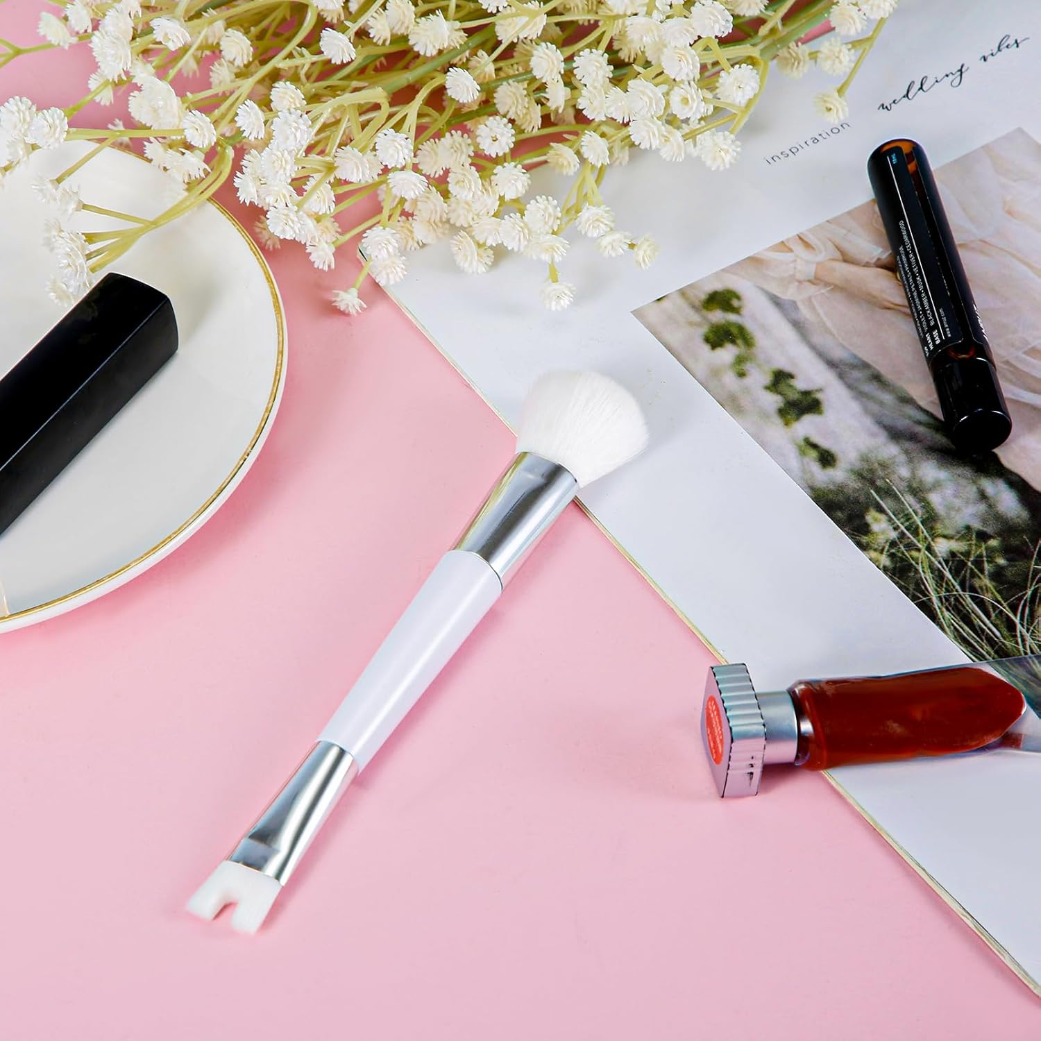 Contour Brush Nose U Shape Brush, Double Ended Makeup Brush Practical 2-In-1 Precision Duo Brush Buffing Brush for Defining Cheek Bones Easy Nose Contour image number 1