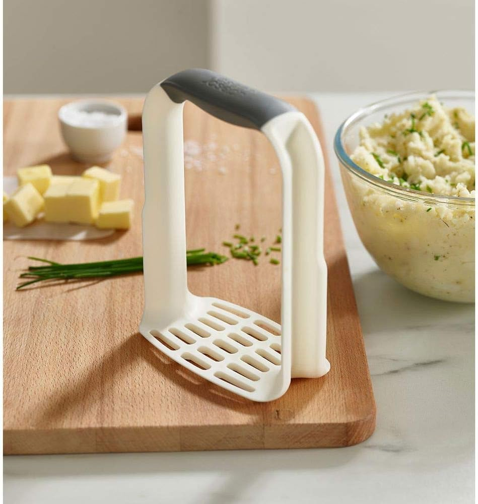 Joseph Joseph Easy-Mash Ergonomic Potato Masher - White image number 4