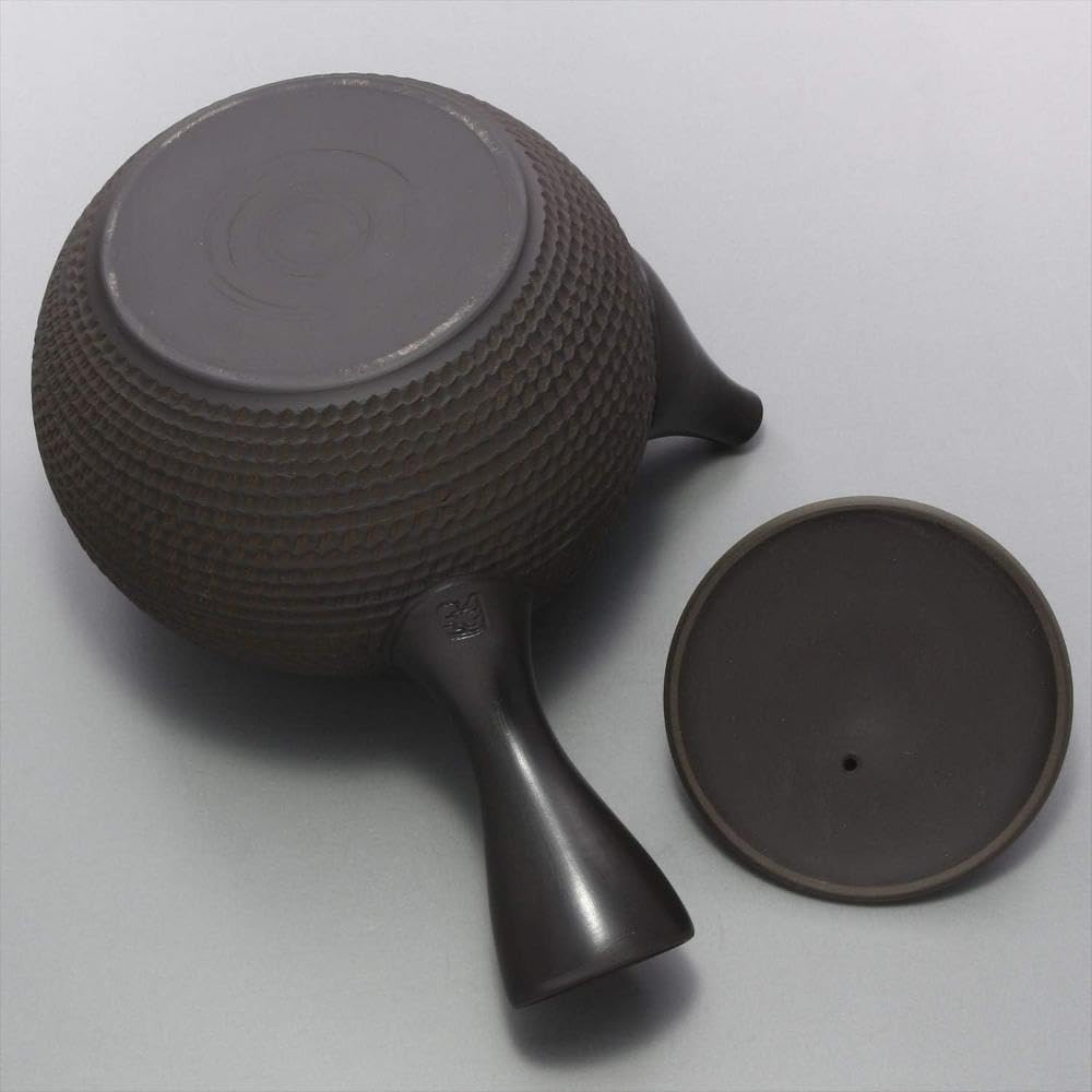 Tamakitsu Kurodo round Teapot, Large, 16.9 Fl Oz (500 Ml) image number 3