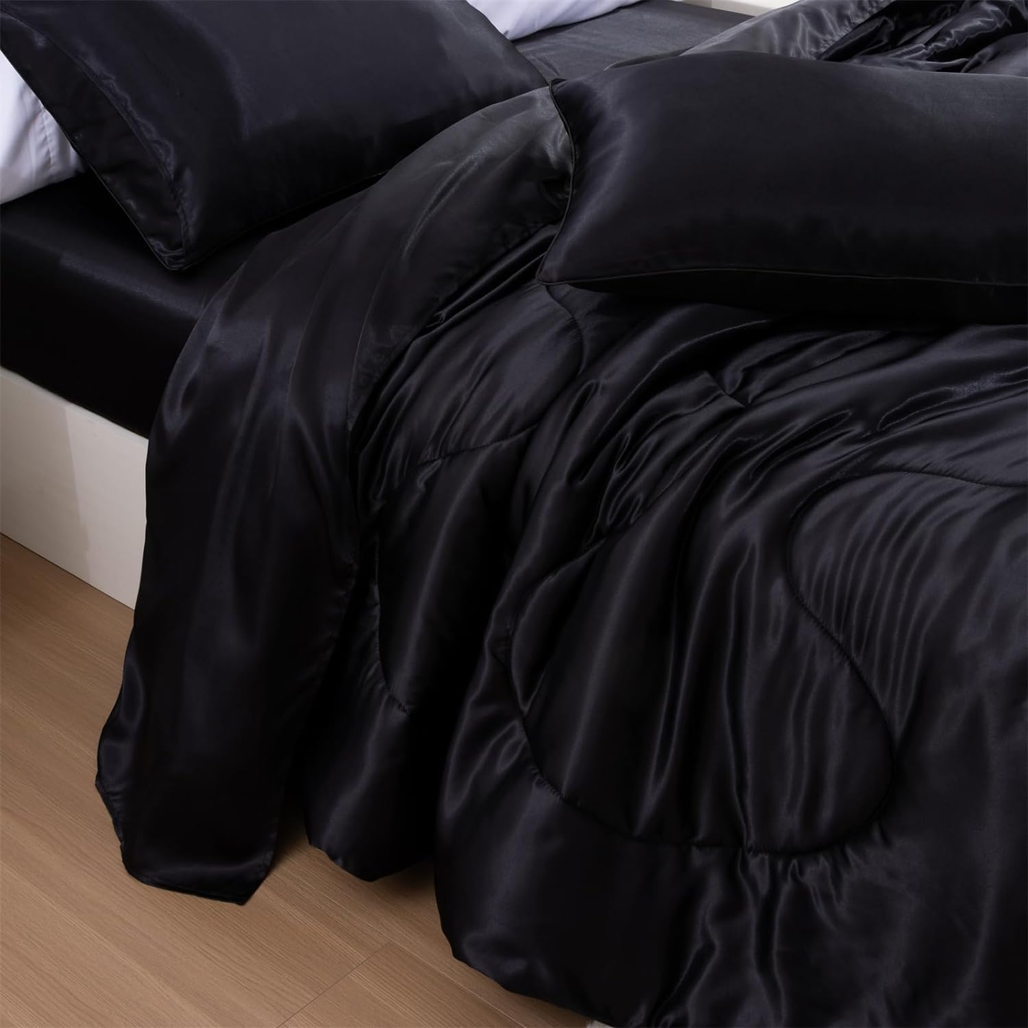 A Nice Night Satin Silky Soft Quilt Luxury Super Soft Microfiber Bedding Thin Comforter Set Full/Queen, Light Weighted (Black, Queen(88-By-88-Inches)) image number 4