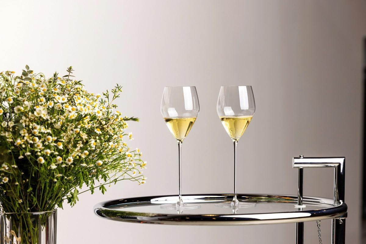 RIEDEL Veloce Champagne Wine Glass image number 3