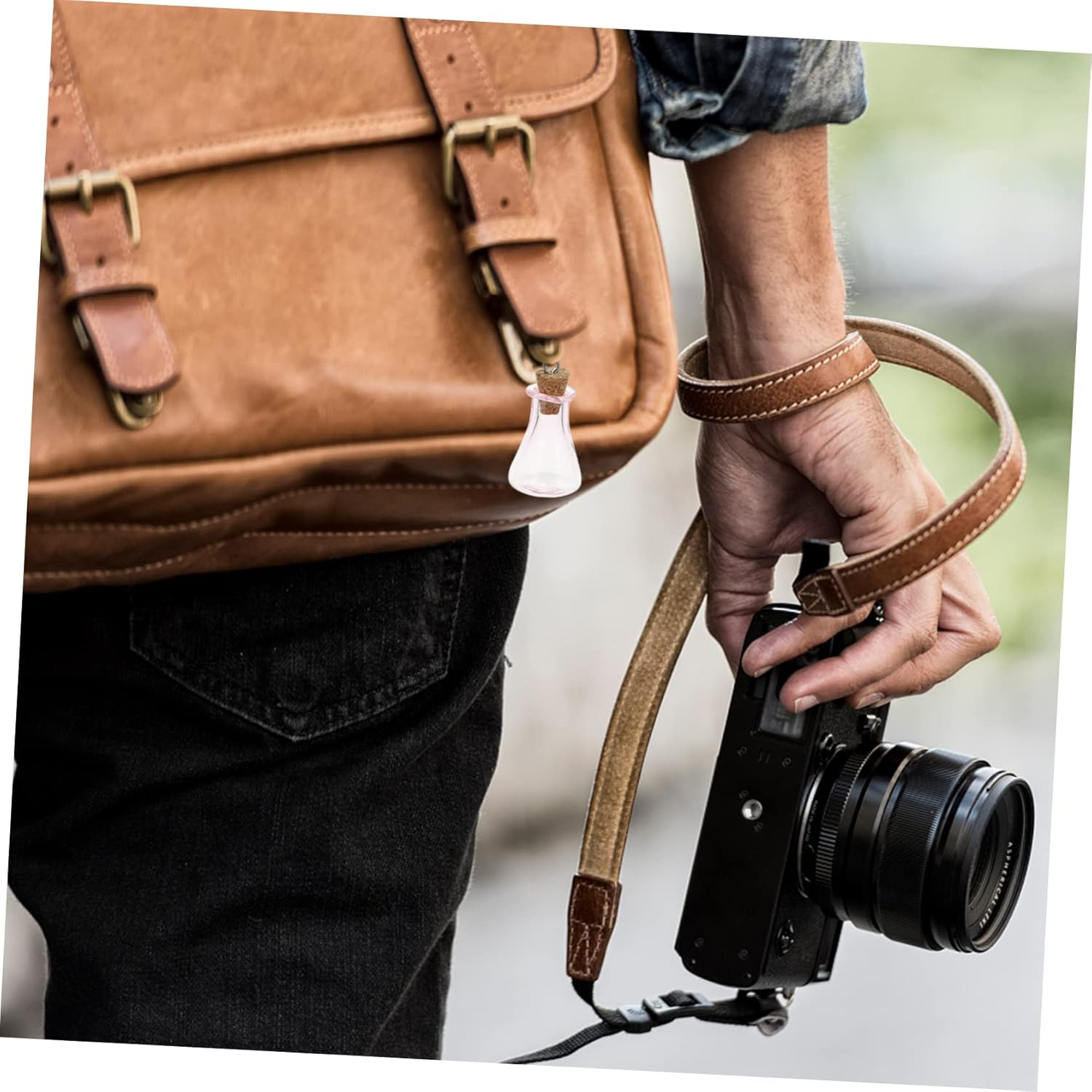 Decorative Glass Bottle Pendants Mini Bottles for Storage Diy Accessories image number 1