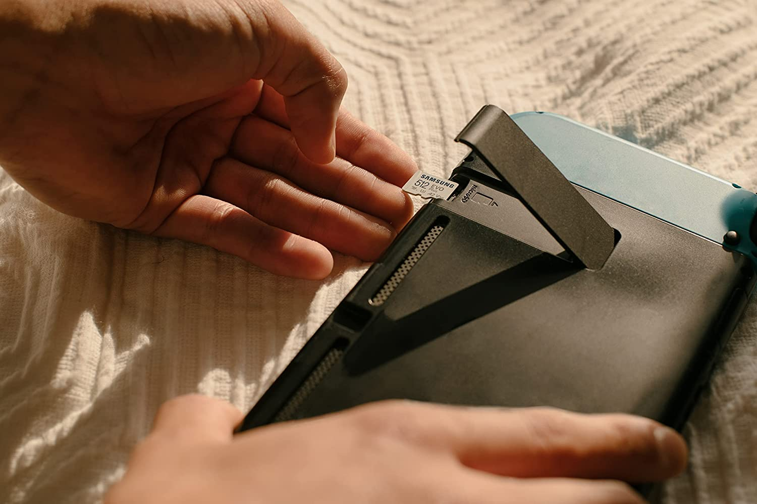 SAMSUNG EVO plus Micro SD Memory Card + Adapter, 128GB Microsdxc, up to 130Mb/S, UHS-I, A2, V30, Expanded Storage for Gaming, Tablet, MB-MC128KA/AM, 2021 image number 1