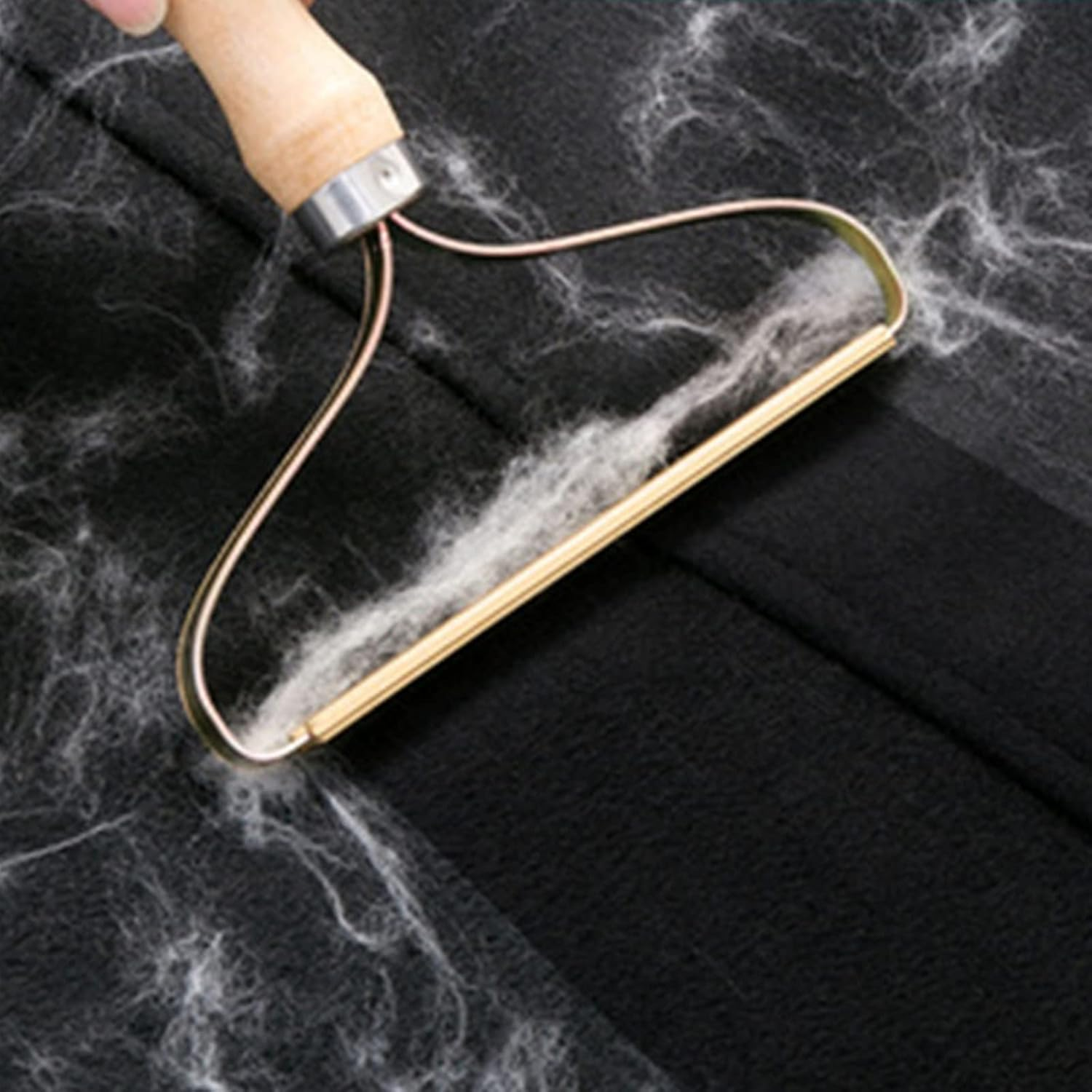 Pet Hair Remover,2 Pack Portable Lint Remover,Reusable Clothes Carpet Couch Furniture Fabric Shaver Lint Brush Carpet Scraper - 2Pack image number 6