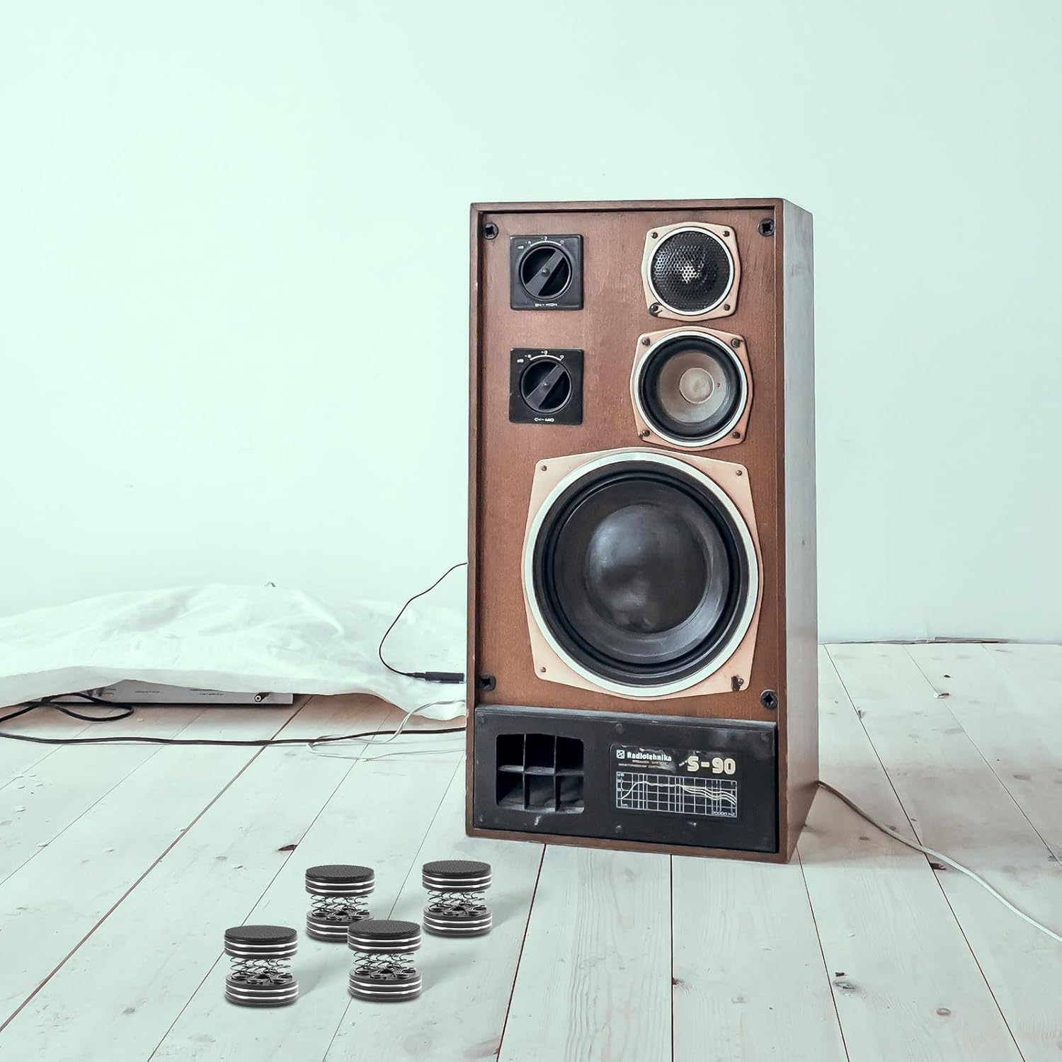 STAHAD 4Pcs Black Speaker Isolation Feet Pads Spring Vibration Dampers for Hifi Audio Equipment Subwoofer Stand Pads Soundproof Shock Absorption Feet for Home Audio Systems image number 4