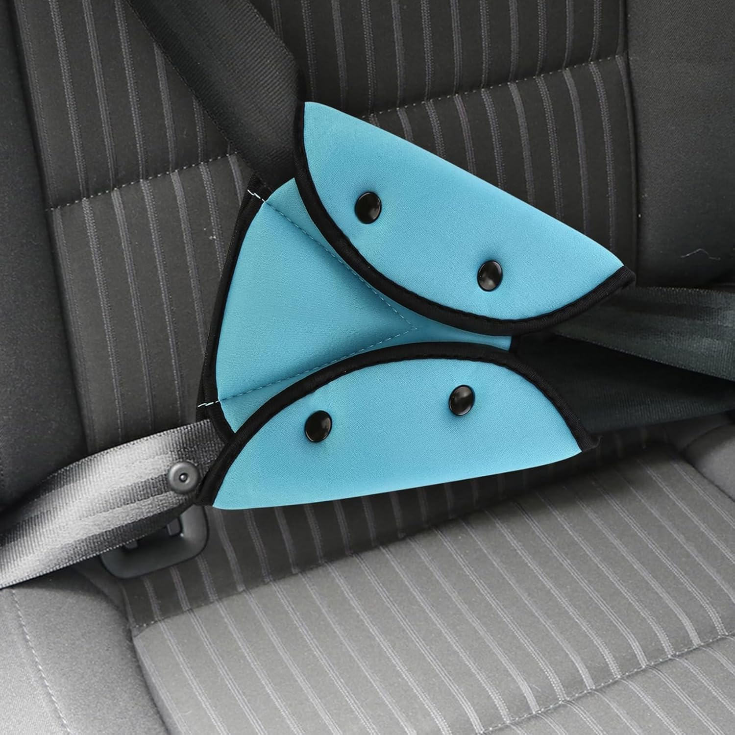 Seat Belt Adjuster,2 Packs Car Seatbelt Safety Cover Triangle Positioner for Short People,Soft Auto Shoulder Neck Strap Adjuster,Protective Safety Strap Adjuster Pad (Blue, One Size)