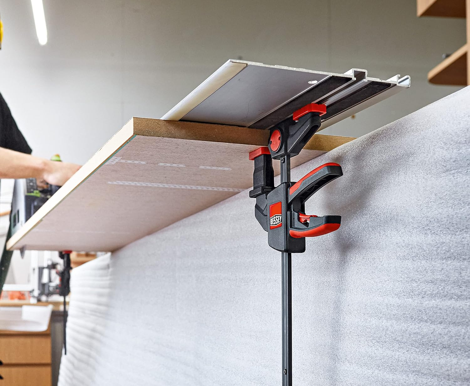 BESSEY EZR-SET, 6 In., One Hand Table/Track Clamp, Multi-Use image number 3