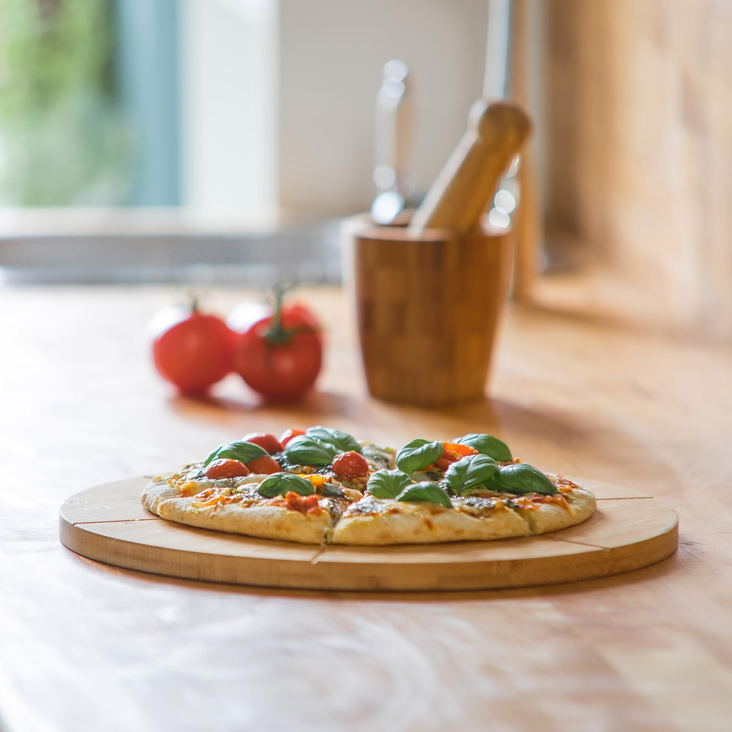 Relaxdays Bamboo Pizza Plate 33 Cm Diameter, Wooden Chopping Board, Cut-Resistant Pizza Board with 6 Compartments for Evenly Large Pieces, Wooden Plate for Pizza, Natural, 33 X 33 X 1.5 Cm image number 3