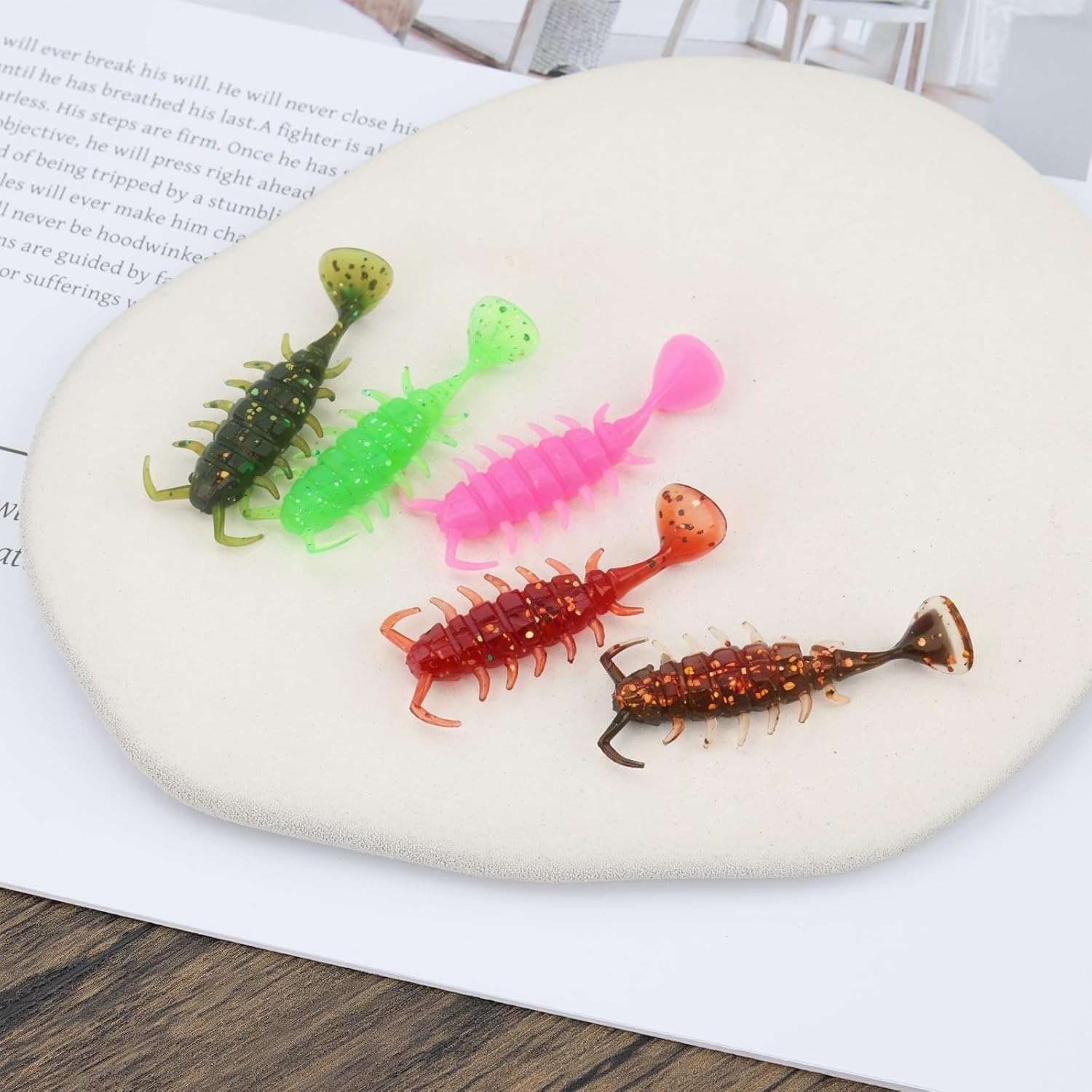 Briny River 50Pcs Insect Soft Fish Bait 3.5Cm Worm Shape Plastic Fishing Lures Suitable for Freshwater Seawater Fish image number 6