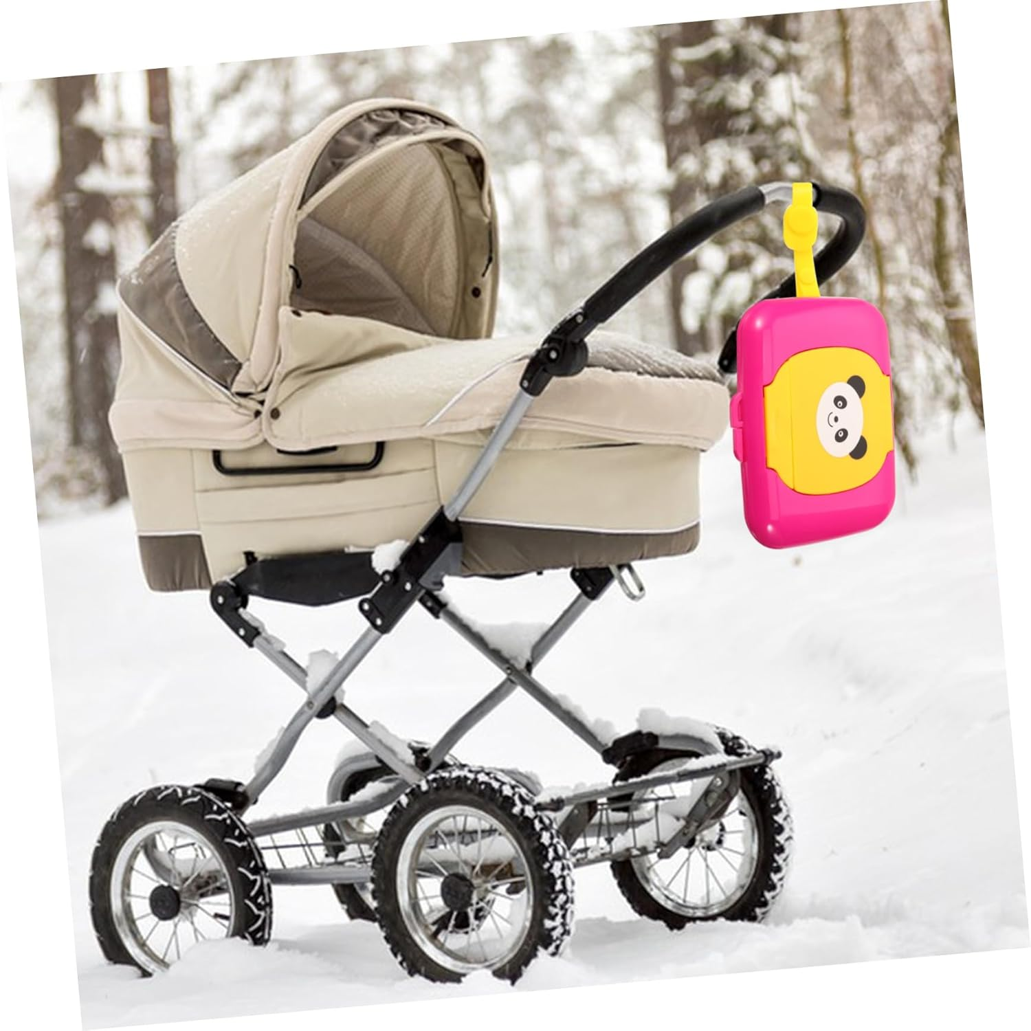 Cabilock Panda Pattern Portable Wet Wipes Box Travel Wipe Storage and Safe Design image number 6