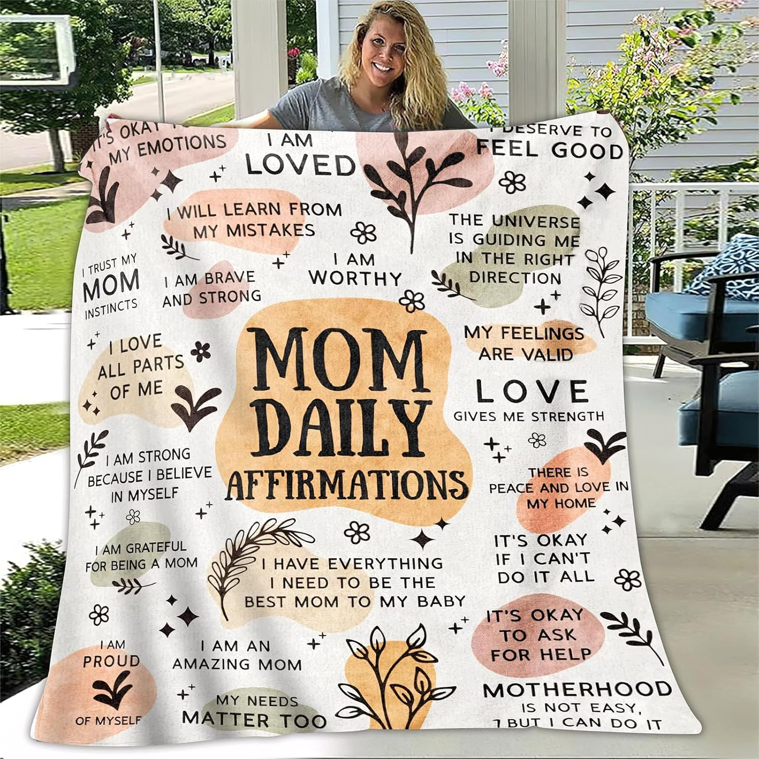 New Mom Gifts for Women - Mom Blanket with Daily Affirmations Messages- New Mom, New Mom Care Package after Baby, Gifts for Mom, Girl Mom, Boy Mom(50"X60") image number 3