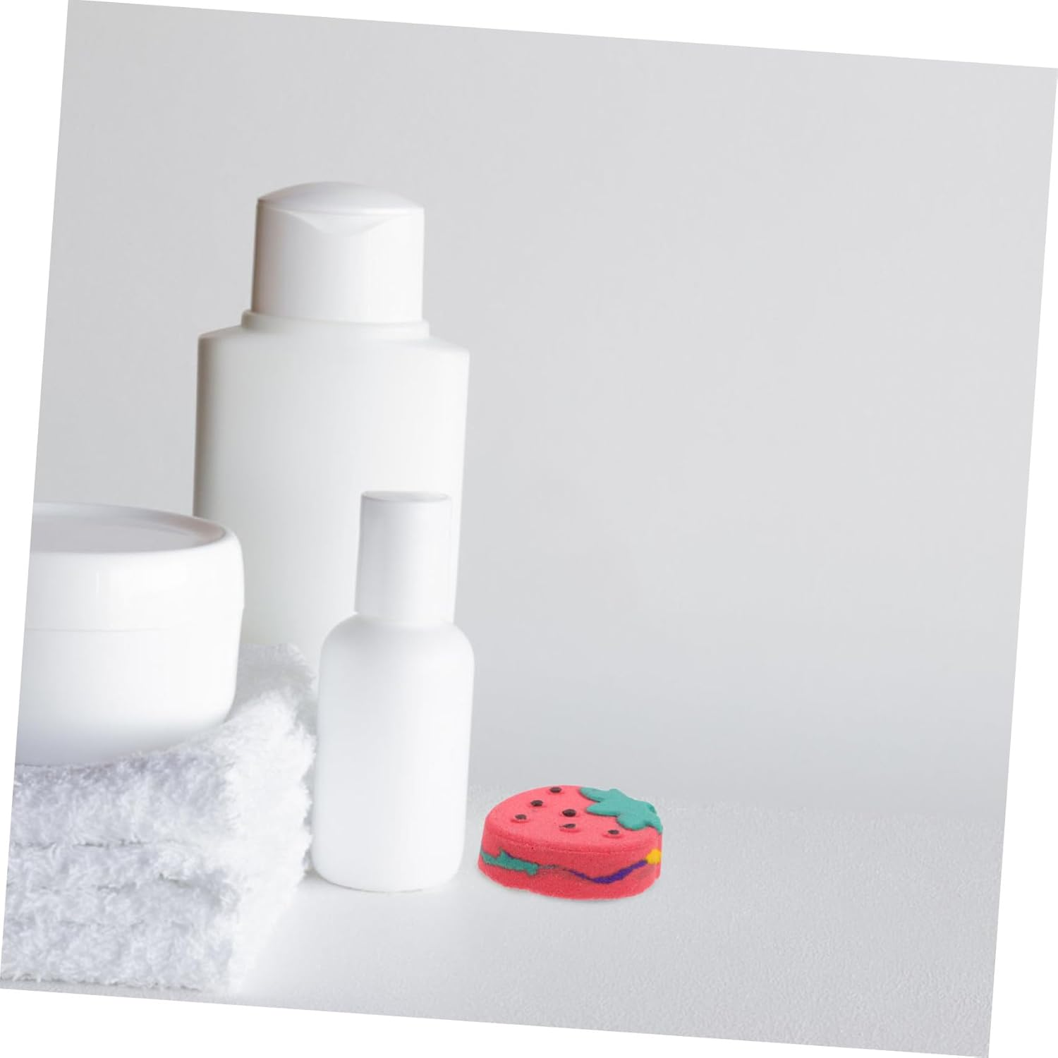 Minkissy Bath Balls for Women Quality Natural Ingredients Relaxing Bath Salts Romantic Scent Perfect Present image number 6